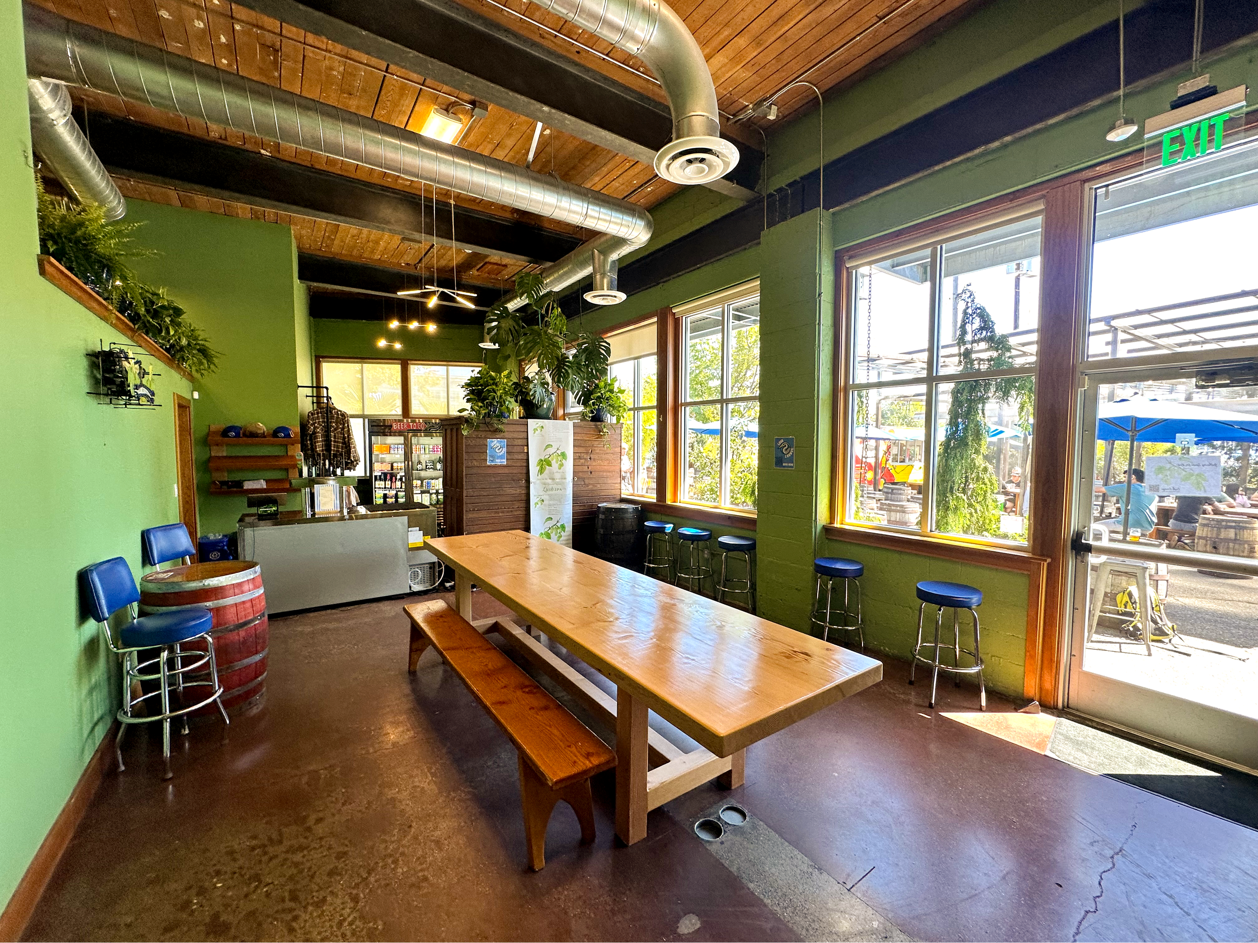 Fremont_Lush_Lounge-2.png