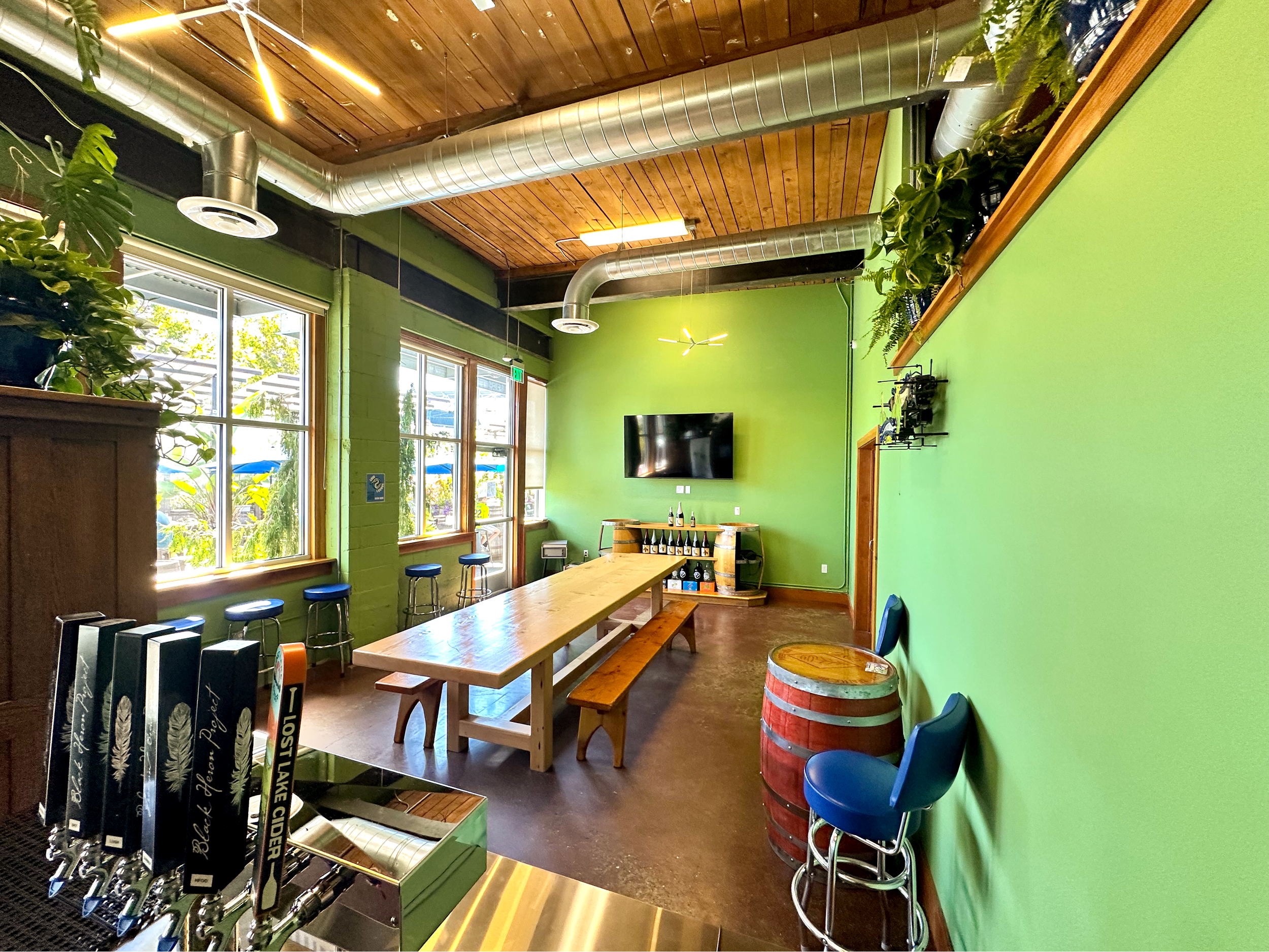 Fremont_Lush_Lounge-4.png