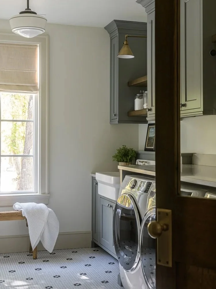 Custom inset cabinetry, farmhouse sink, and hex tile floors. Every detail in this laundry room was crafted with precision. Built to last, designed to impress.

Architect: @stevetiek 
Designer: @alihenrie 

#homebuilder #laundryroominspo #homeinspirat