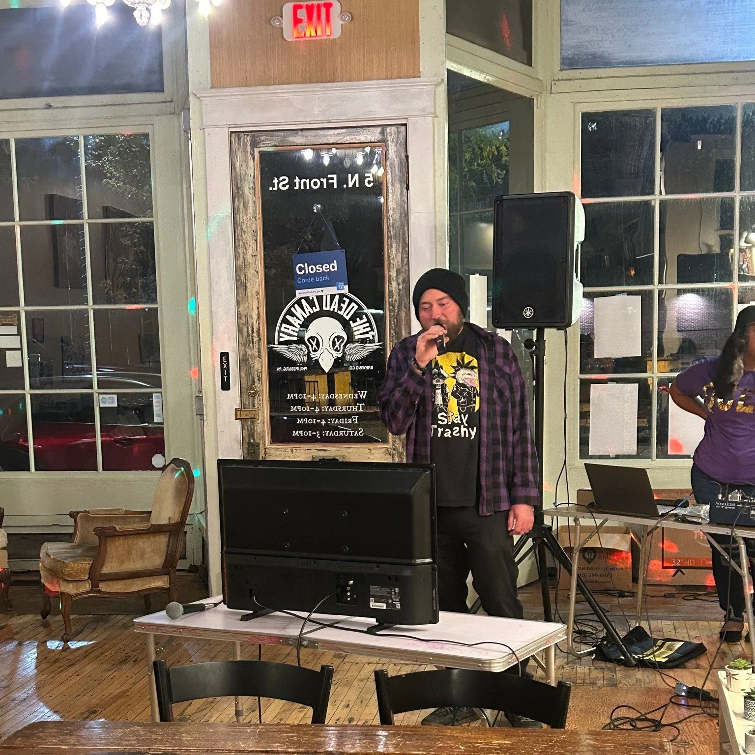 🎤 It&rsquo;s Karaoke Night! 🎤

We&rsquo;re open 4&ndash;10 and the singing starts at 7:30! 🎶

Bring your crew, grab a pint, and kick off your Thursday night at The Dead Canary Brewing Co. 🍻

#PhilipsburgPA #LongLiveTheDeadCanary #DrinkLocal #Kara