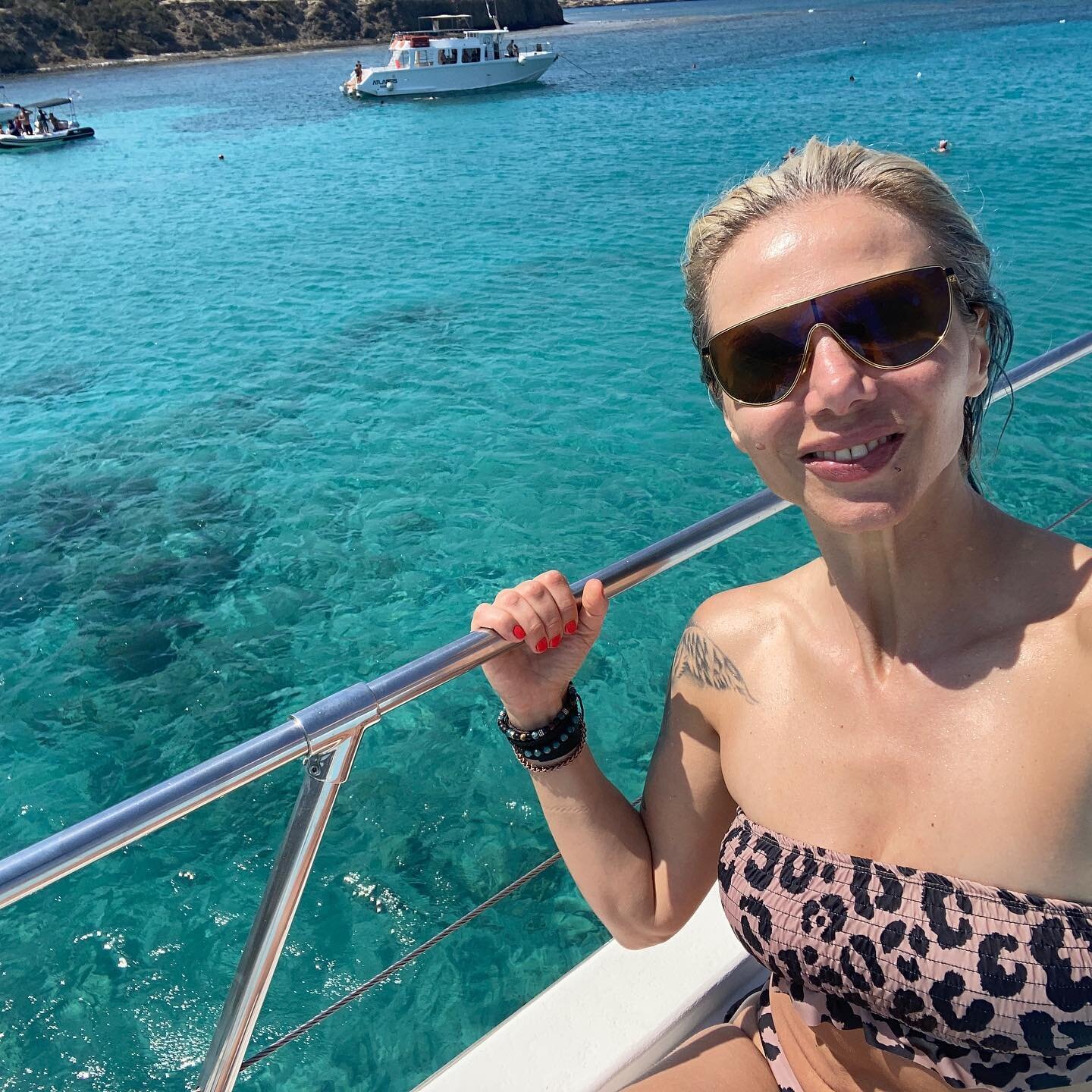 Ok I admit it. My parents live in amazing places. Currently in #Cyprus on a little #getaway with my Mom in #Latsi and we just went on a #boatcruise around #Akamas. Just saying 😀😀😀 More to come. 

#visitingfamily #cypriotgirl #greekgirl #cyprus🇨🇾