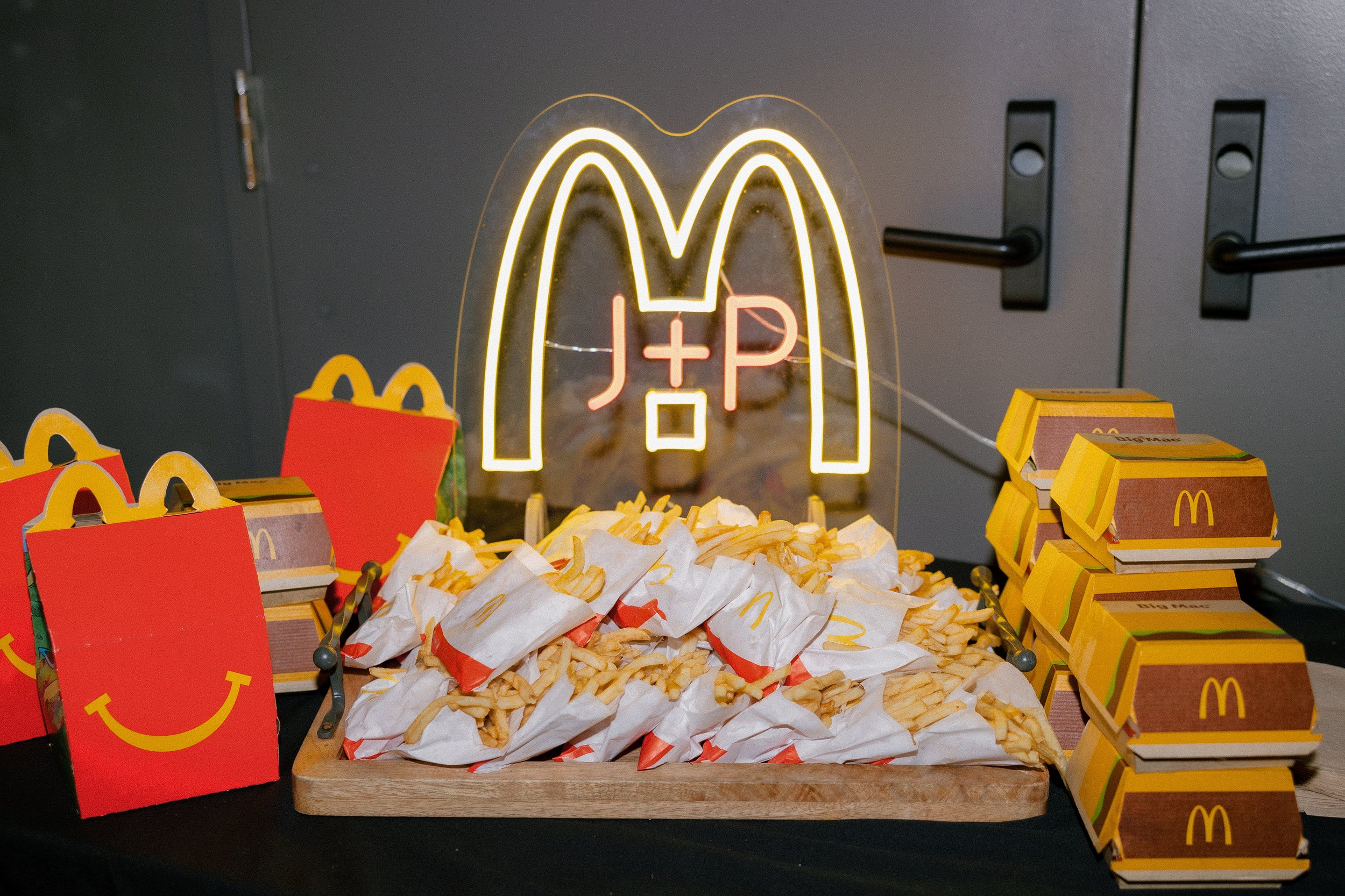 McDonalds-Wedding-Neon-Sign-Late-Night-Snack.jpg