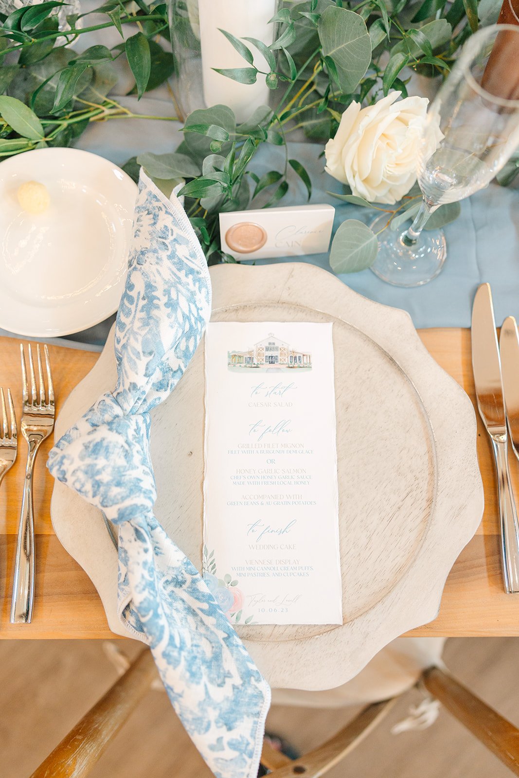 Wedding-Venue-Menu-and-Placecard.jpg