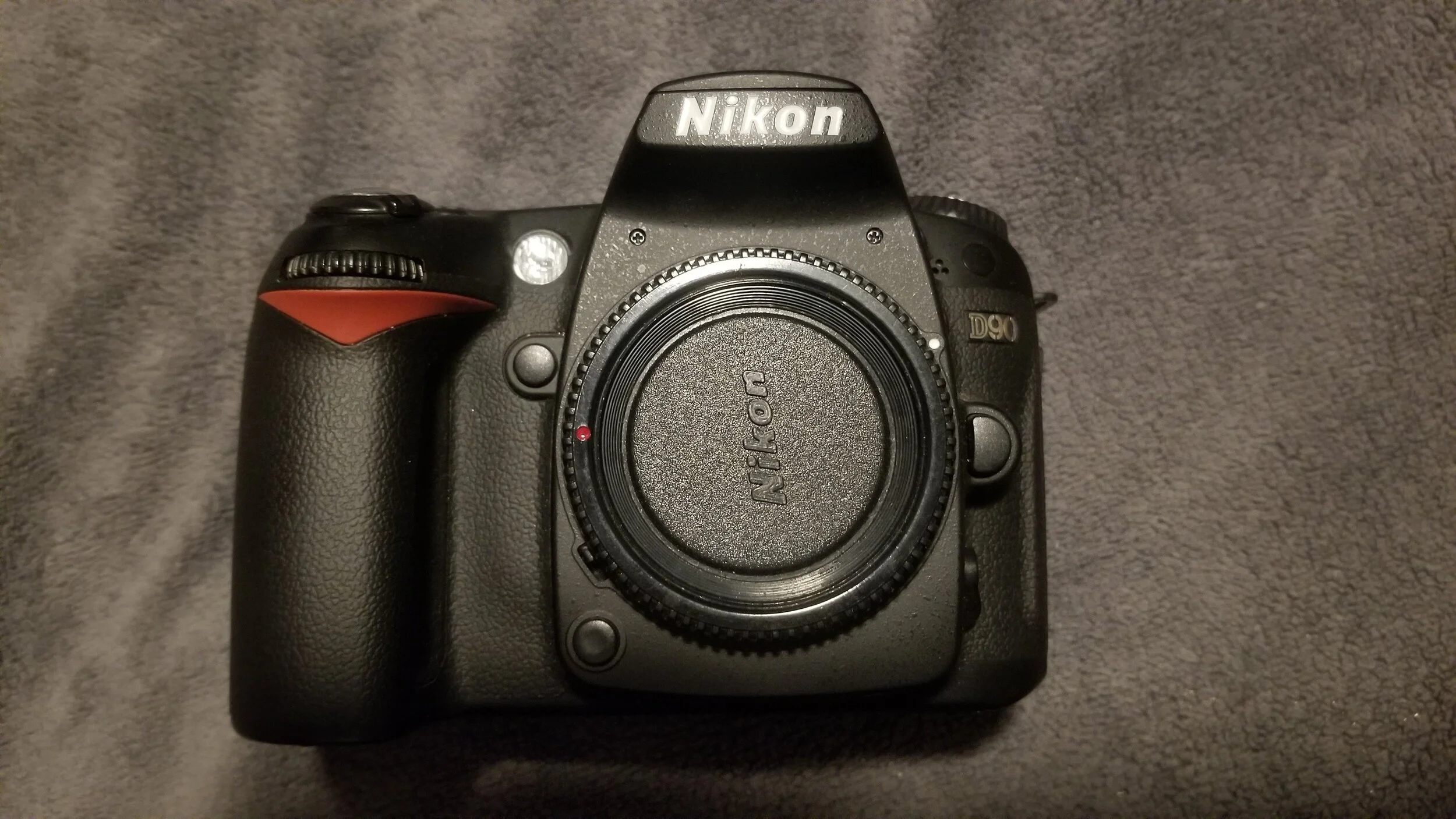 D90+Front.jpg
