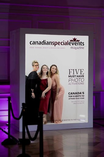 Magazine Cover Booth MDRN Activations.jpg