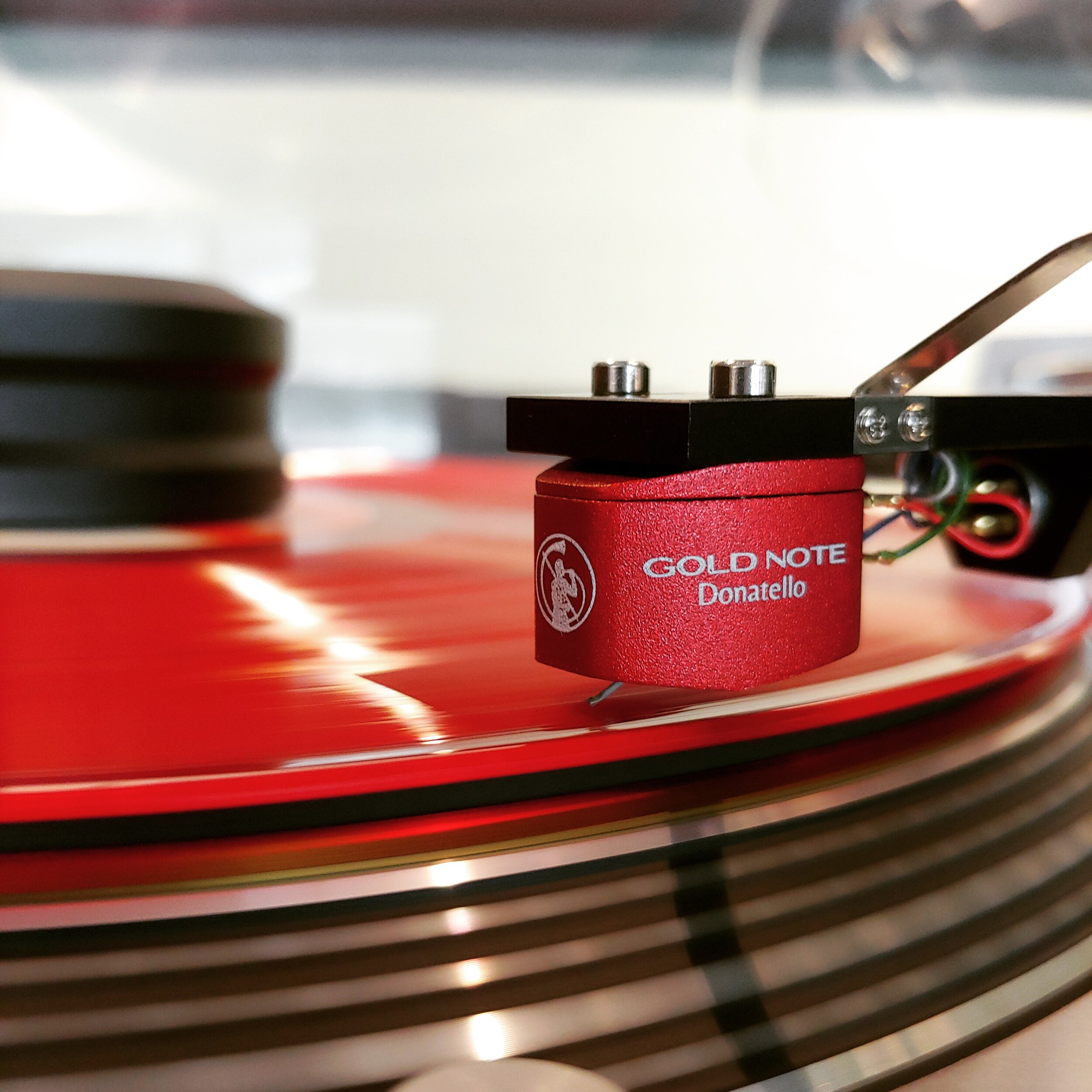 Gold Note Donatello Red High Output MC Cartridge