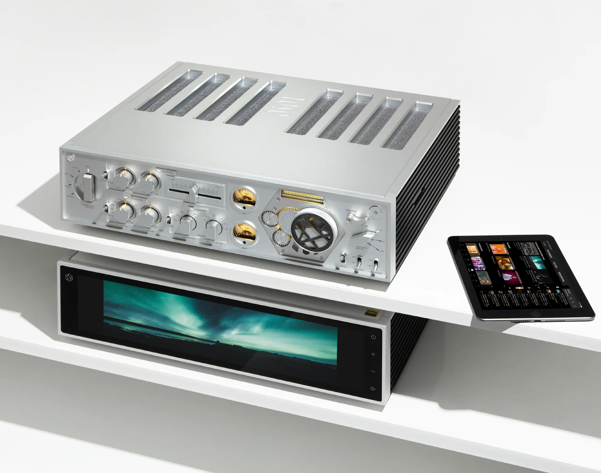 Hifi Rose: A relative newcomer in the high end audio sector, Hifi Rose is making some incredible electronics out of Korea. They have their roots in a company that has been designing software and hardware for over 50 years. We particularly love their 