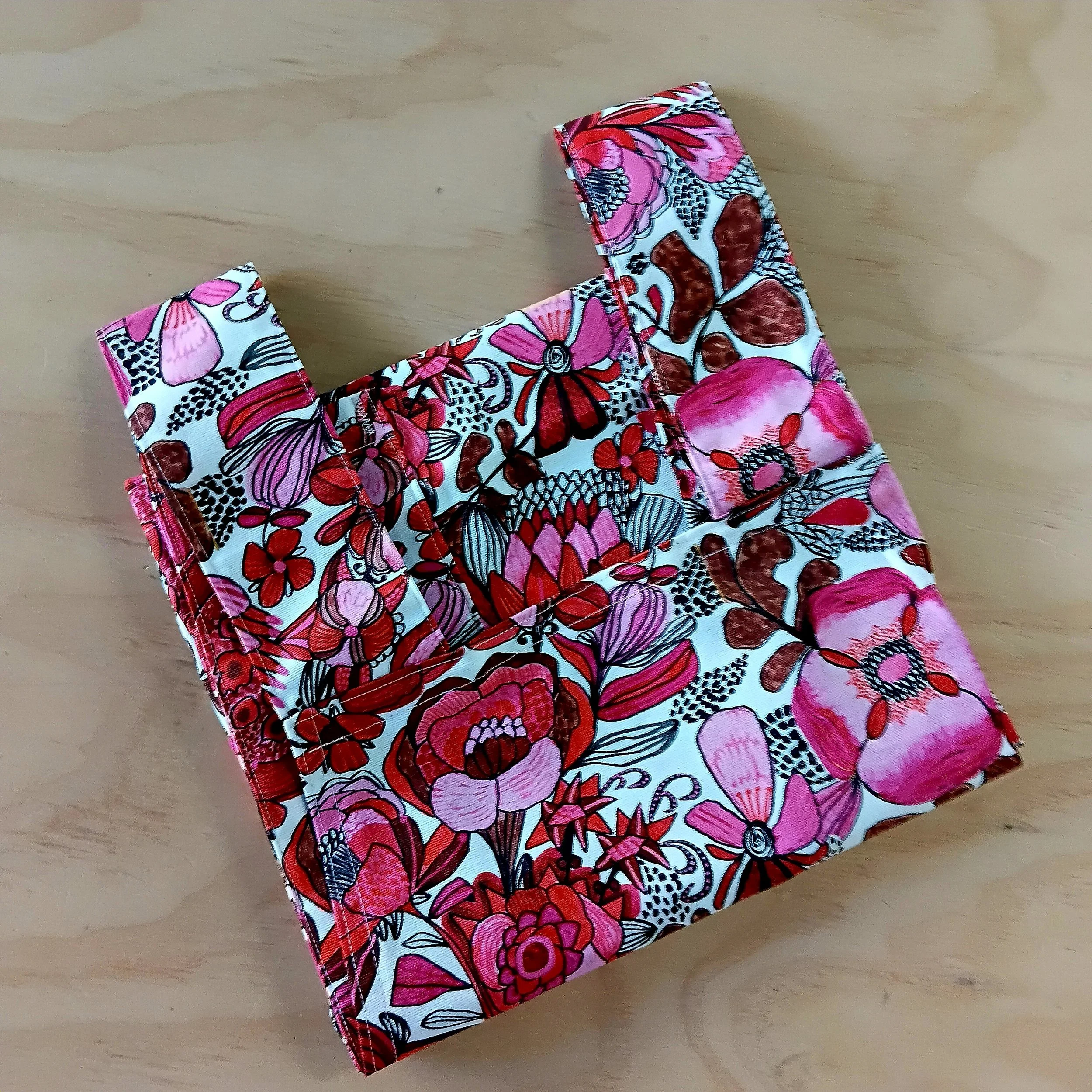 Fleurs Rouge 1.jpg