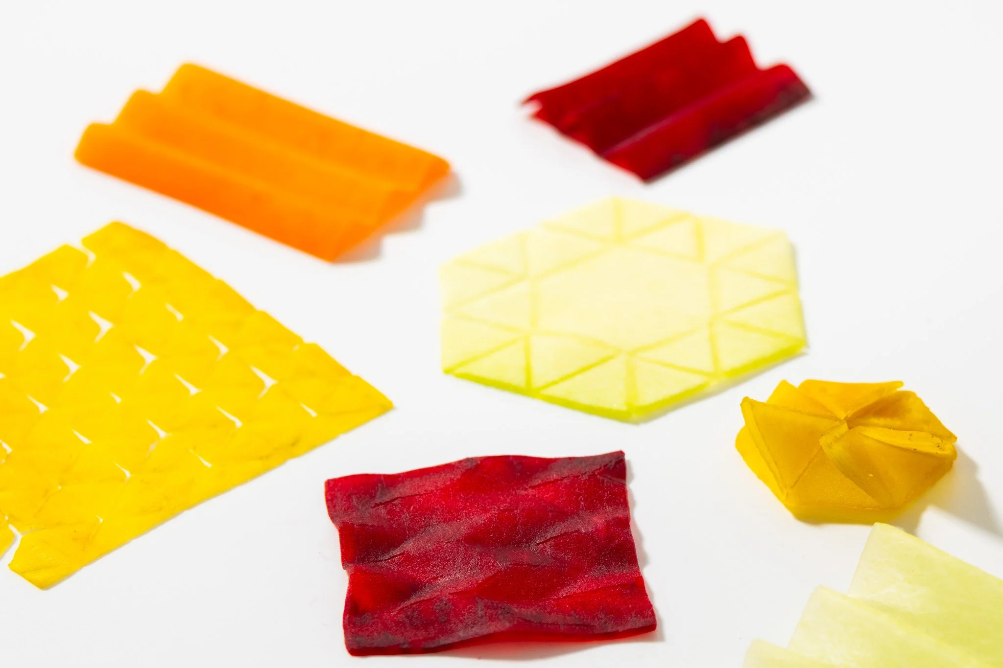 KiriOri Food: Embedding Functionalities into Natural Food Ingredients
