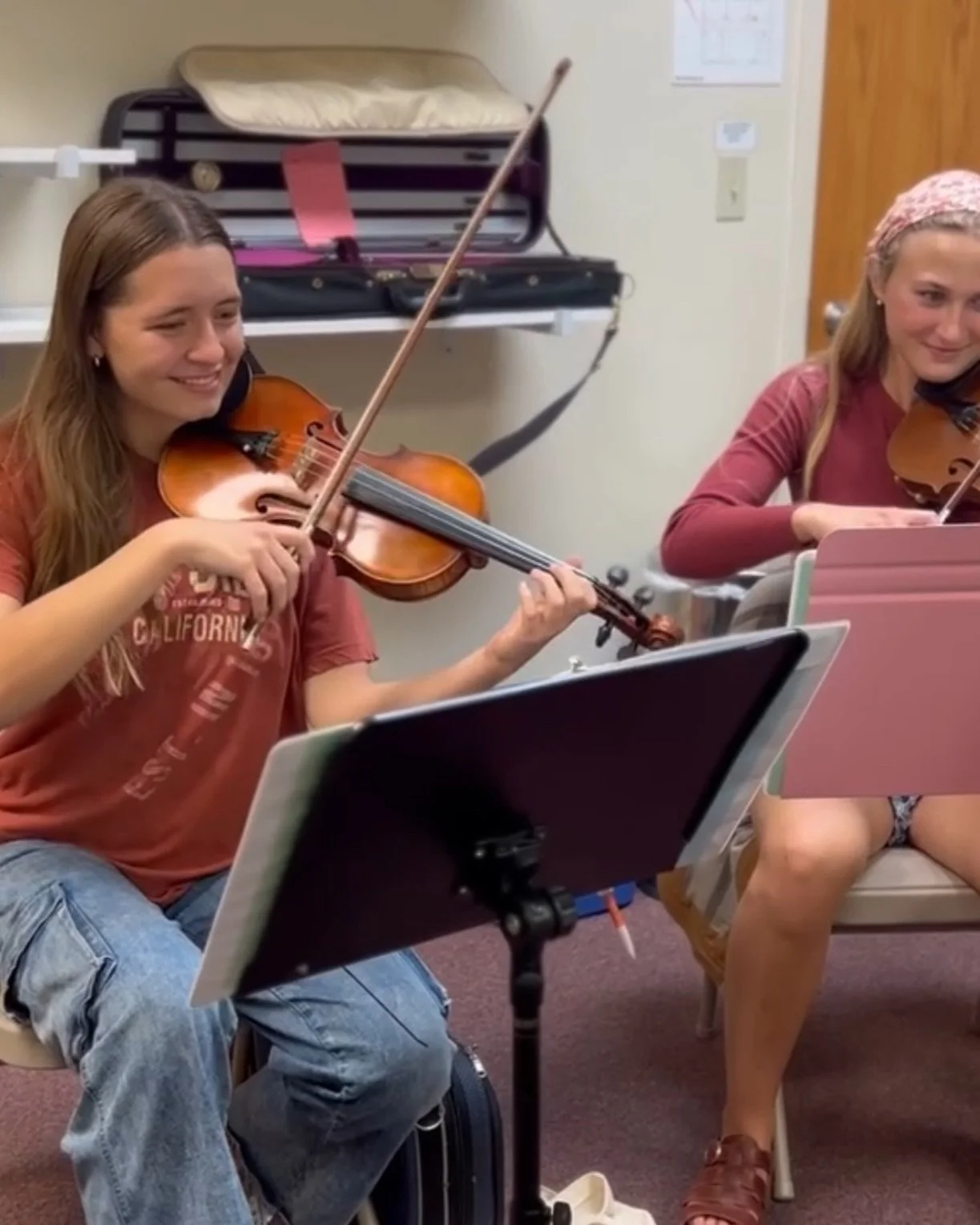 Come and celebrate the epicness of our year round program, culminating on Tuesday April 14th with TWO back to back concerts featuring 60 students, 4 conductorless orchestras and 14 small groups! We have so many great memories from this year, and are 