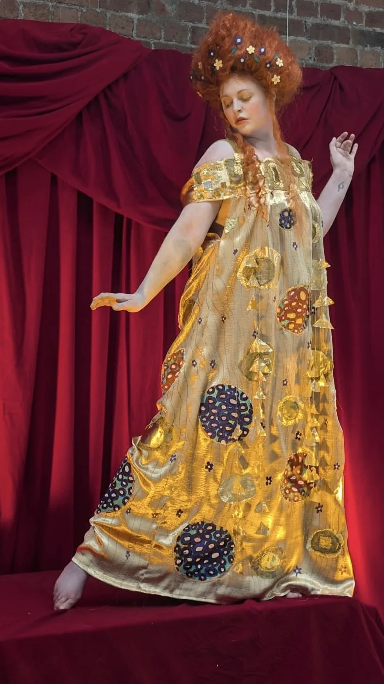 The Art Nouveau Queen