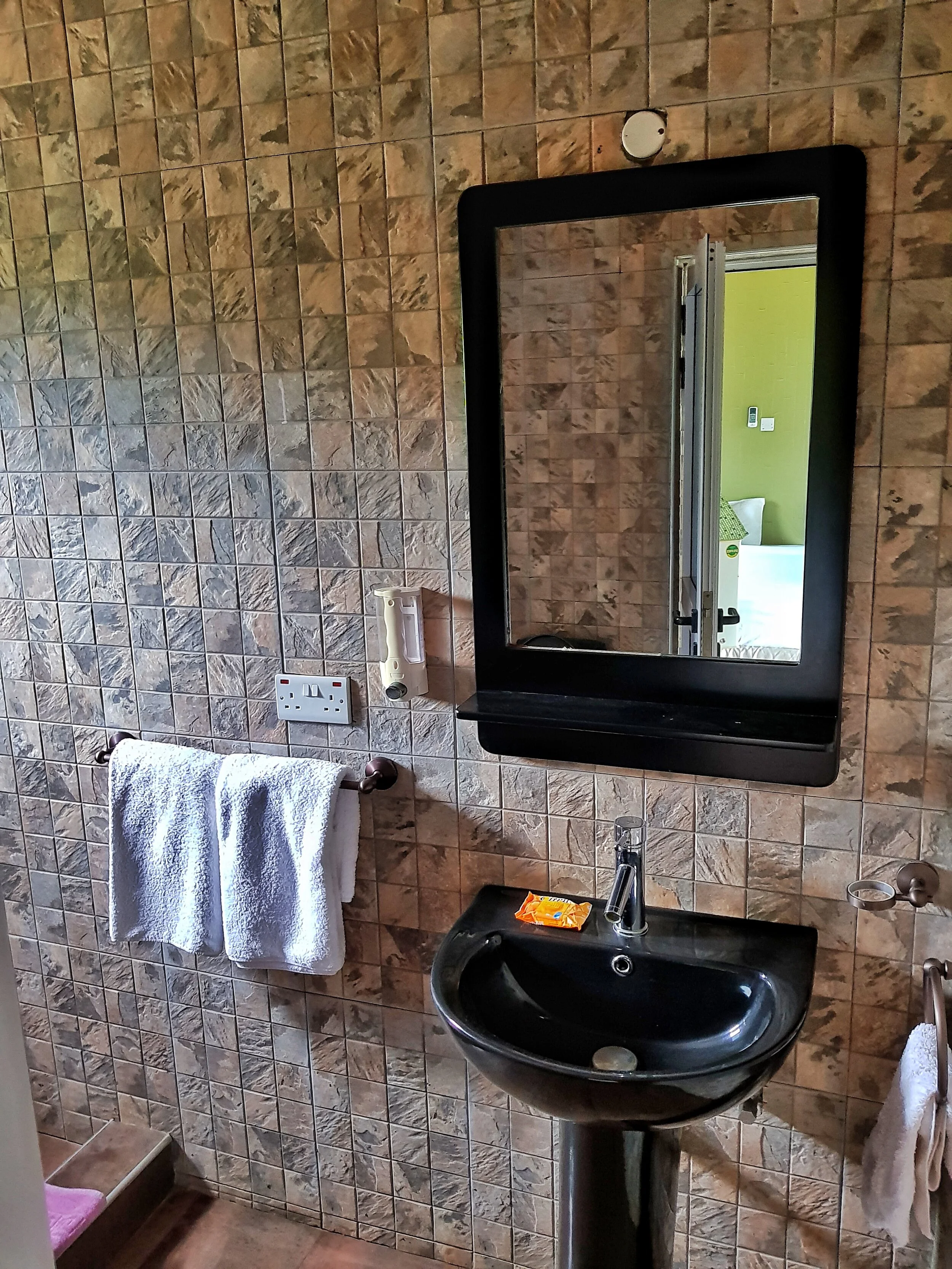 family unit bathroom.jpeg