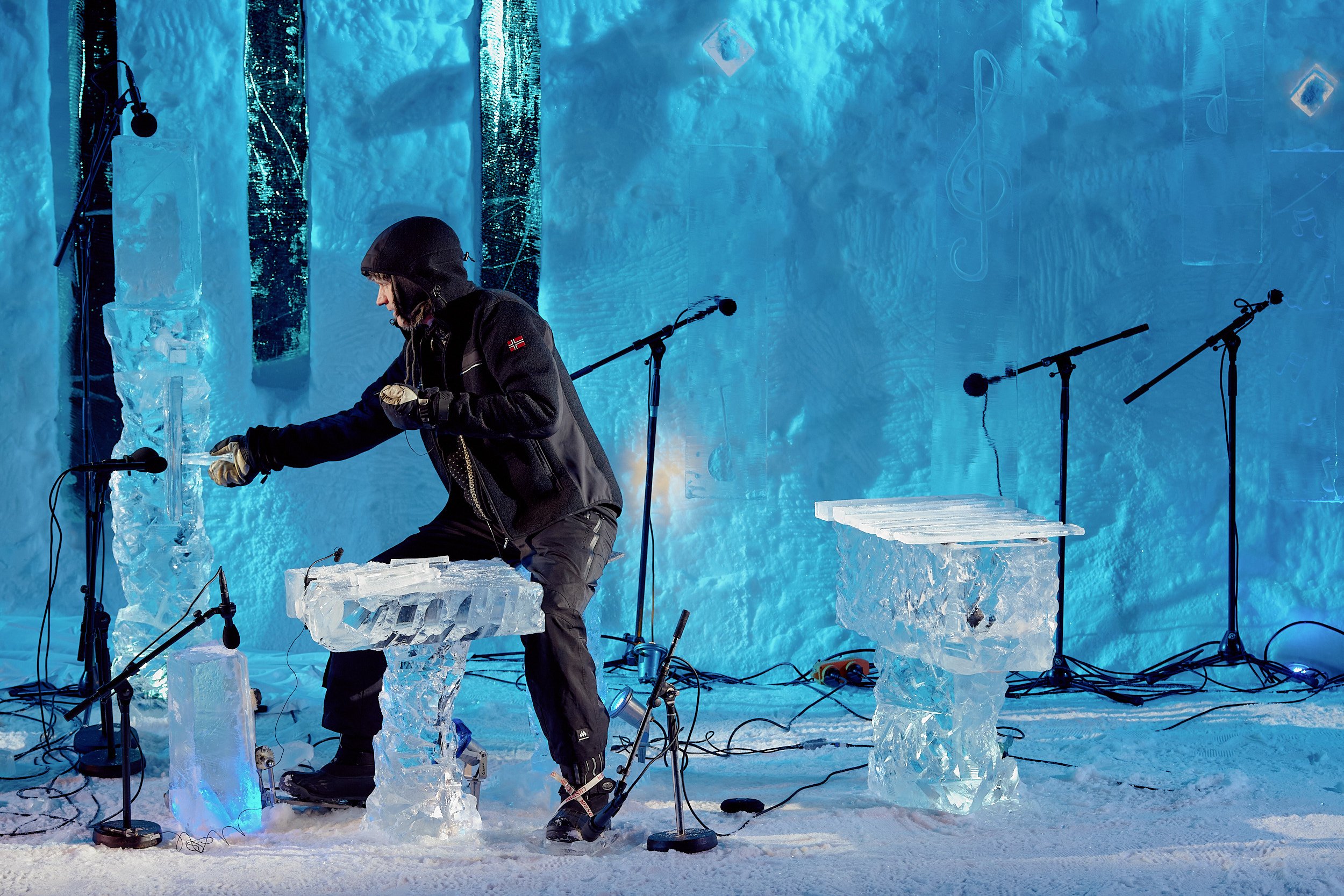 Песни из лед 3 список. Терье Исунгсет. Ледяные инструменты. Ледяные музыкальные инструменты. Фестиваль ледовой музыки Норвегия.