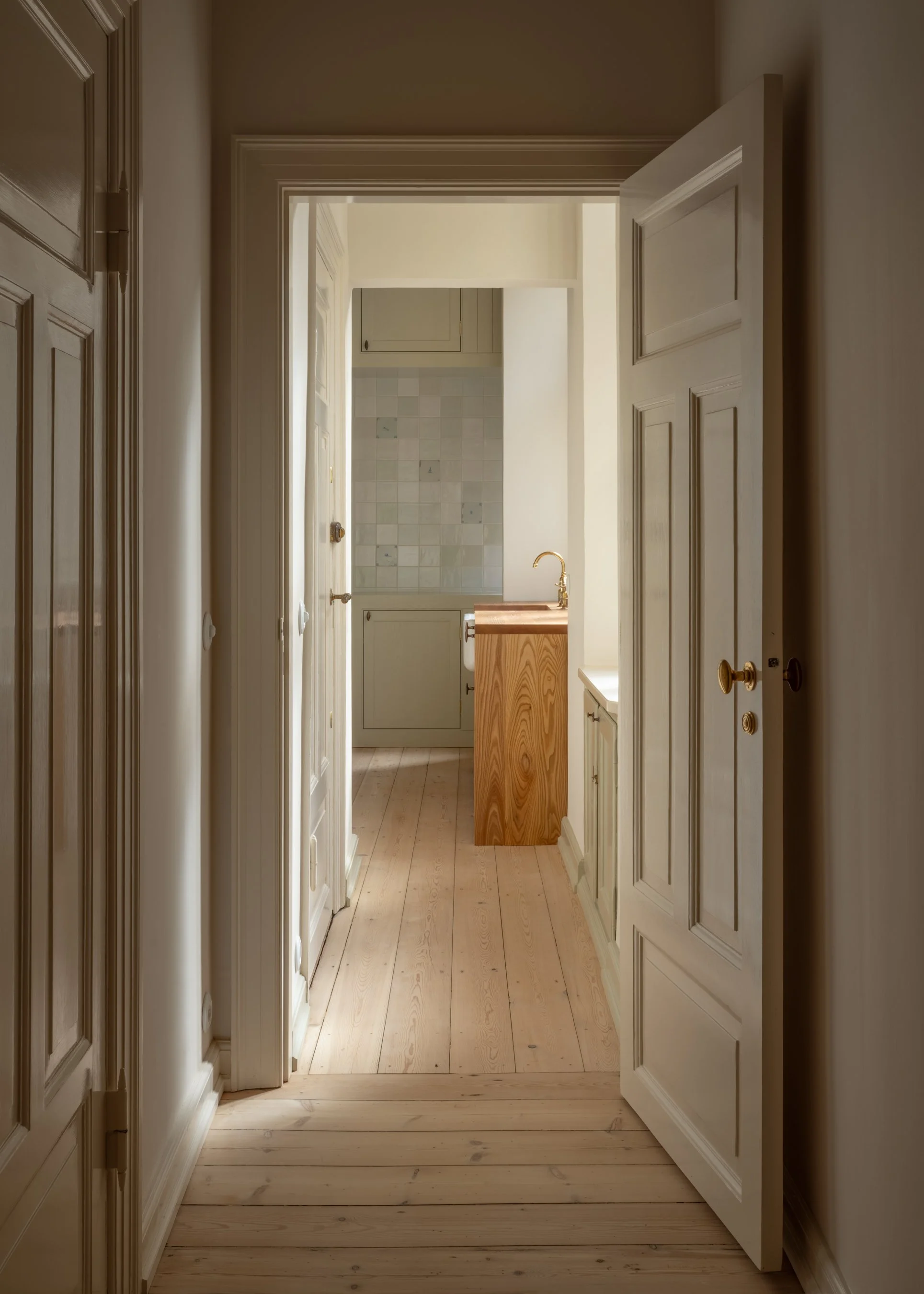 Interior by Mentze Ottenstein, crafted by Rammelisten