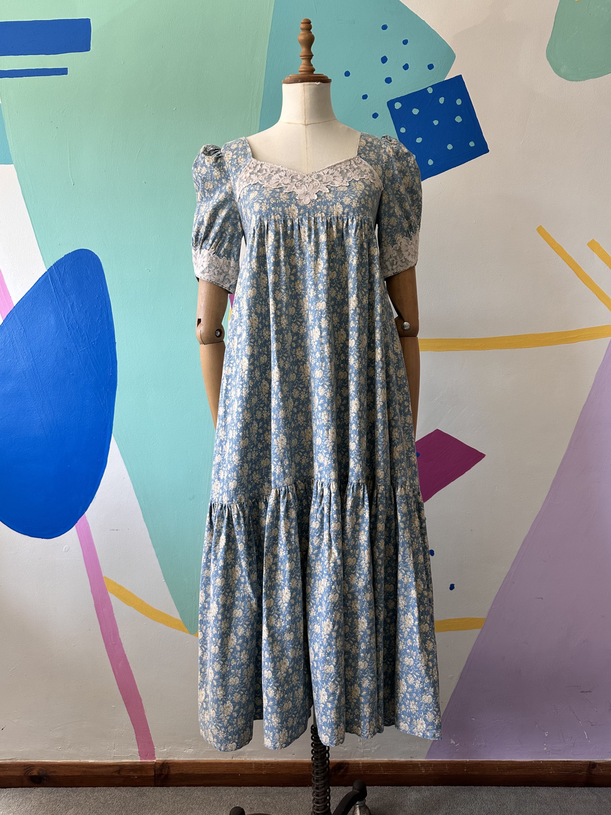 Lace Trim Midi Dress