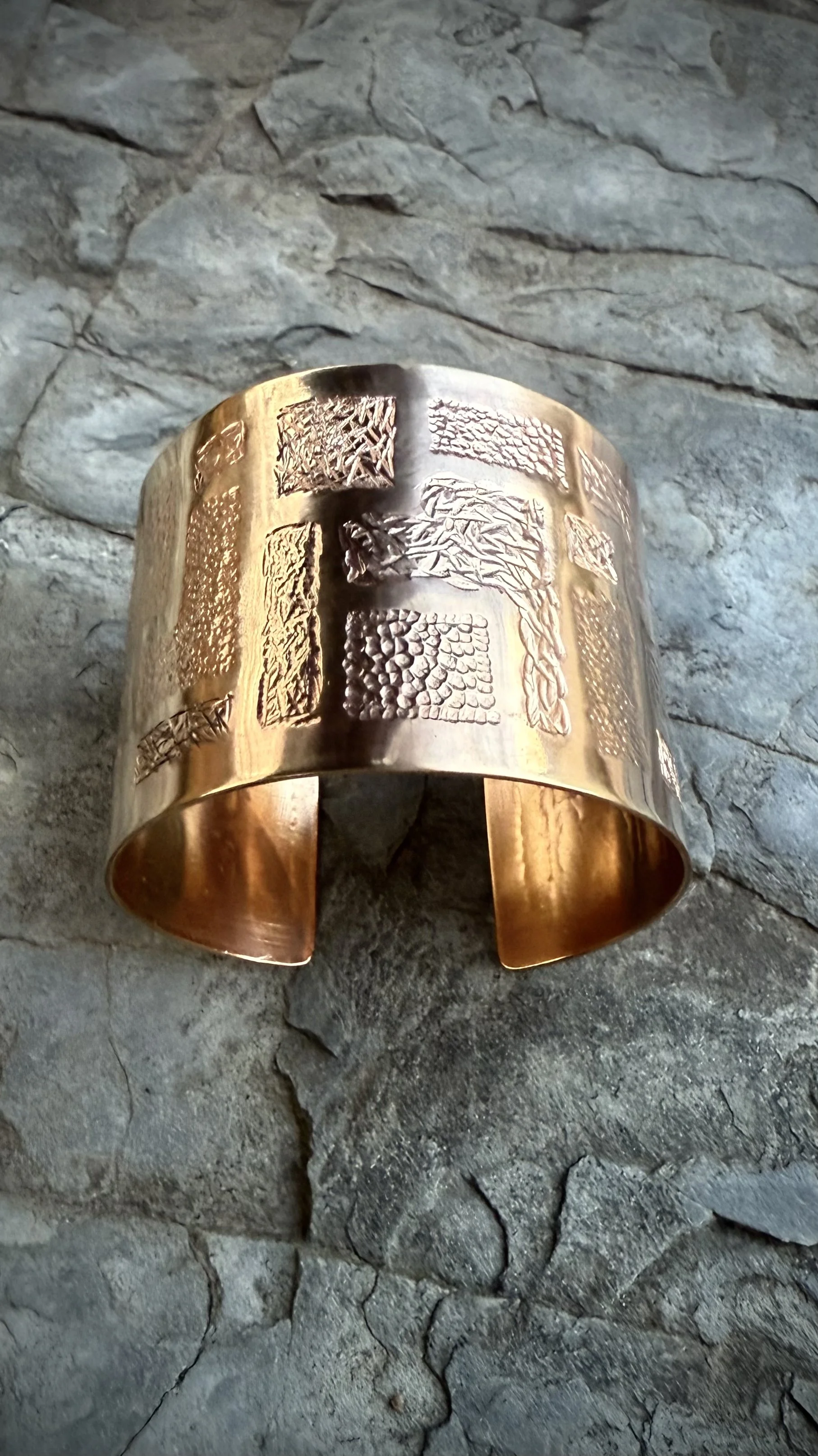 texture cuff bronze.jpg