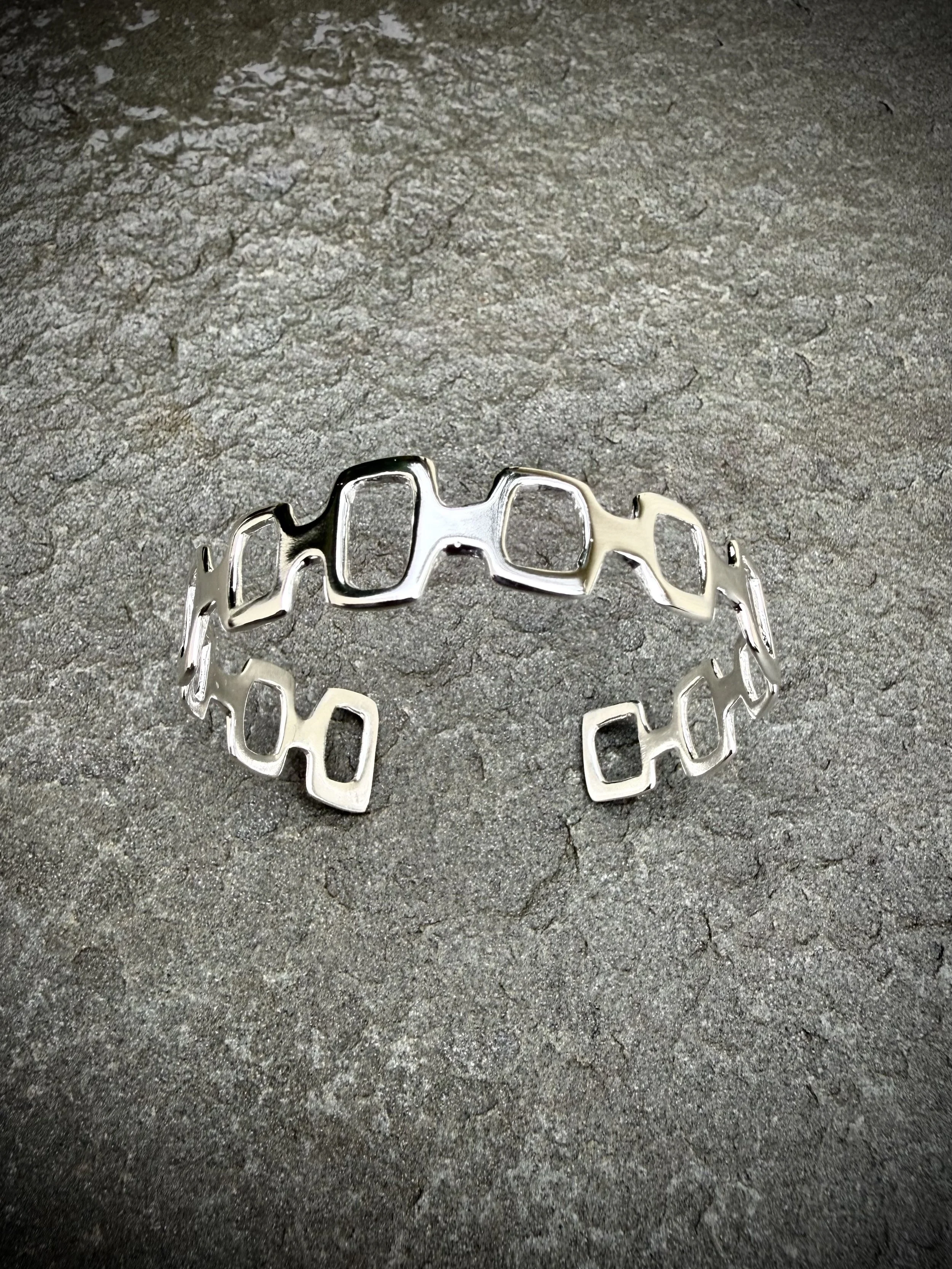Leora Cuff Silver.jpg