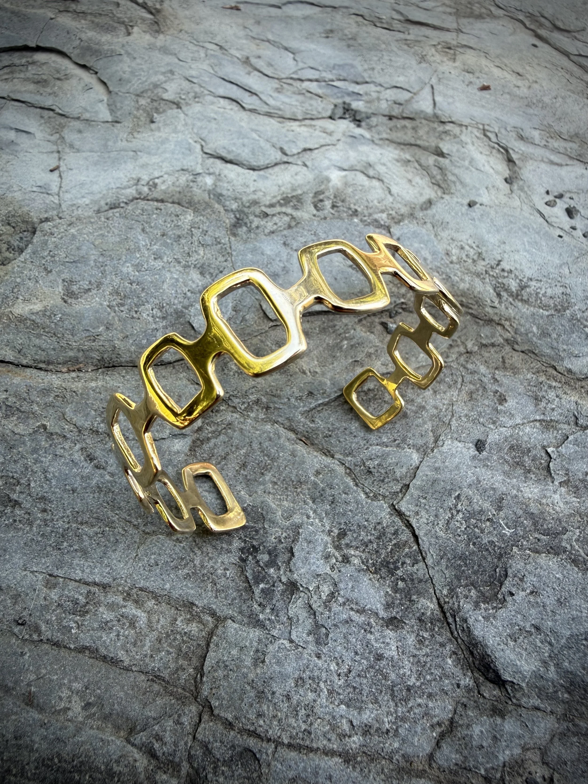 Leora Cuff