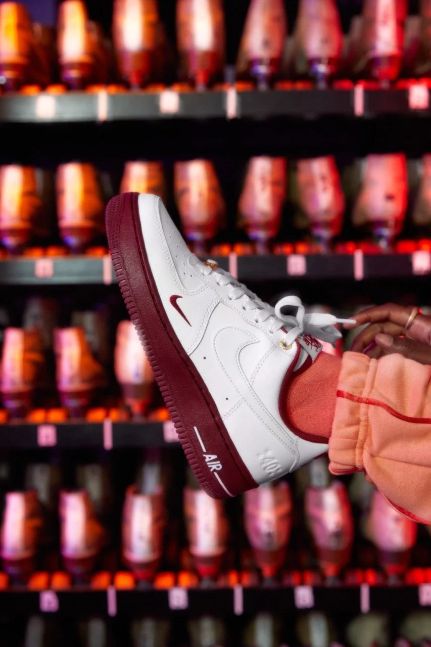 LA-HO22_NIKE_MAKERS_2.0_TONI_BRAVO_Look_01_536 Large.jpeg