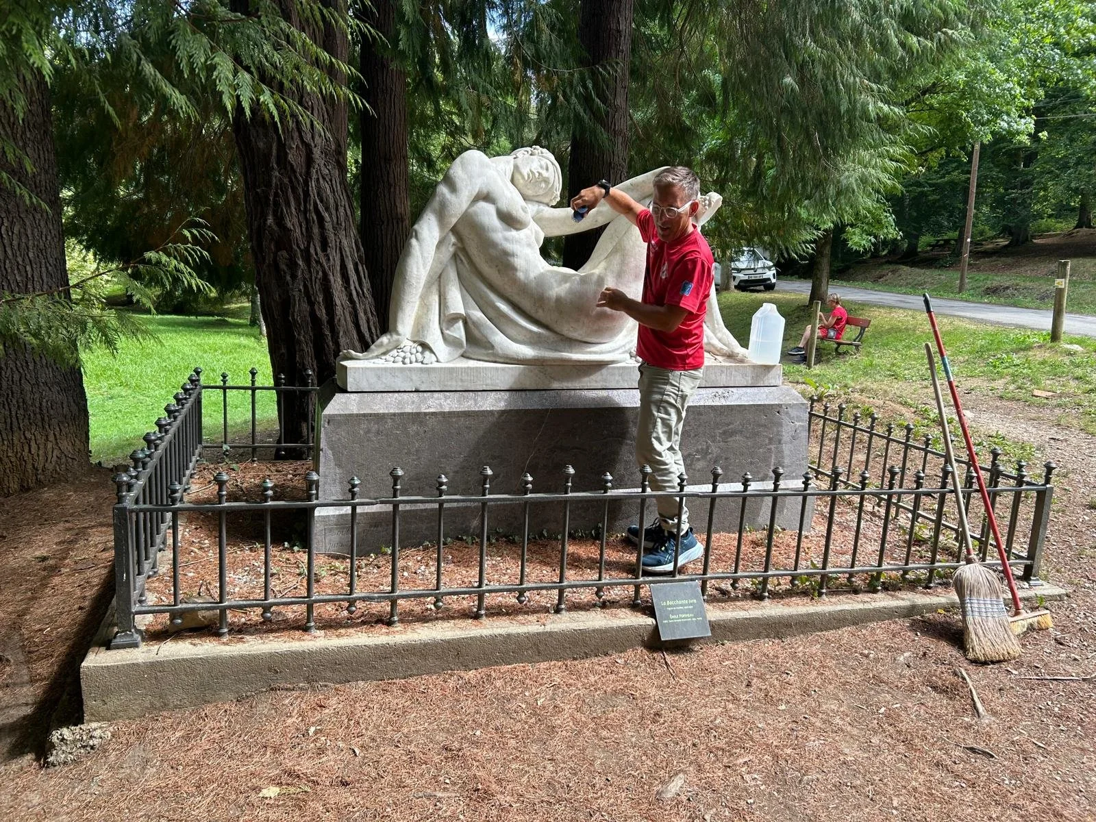 David Léger intervention sur La Bacchante Ivre de Emile Popineau.jpeg