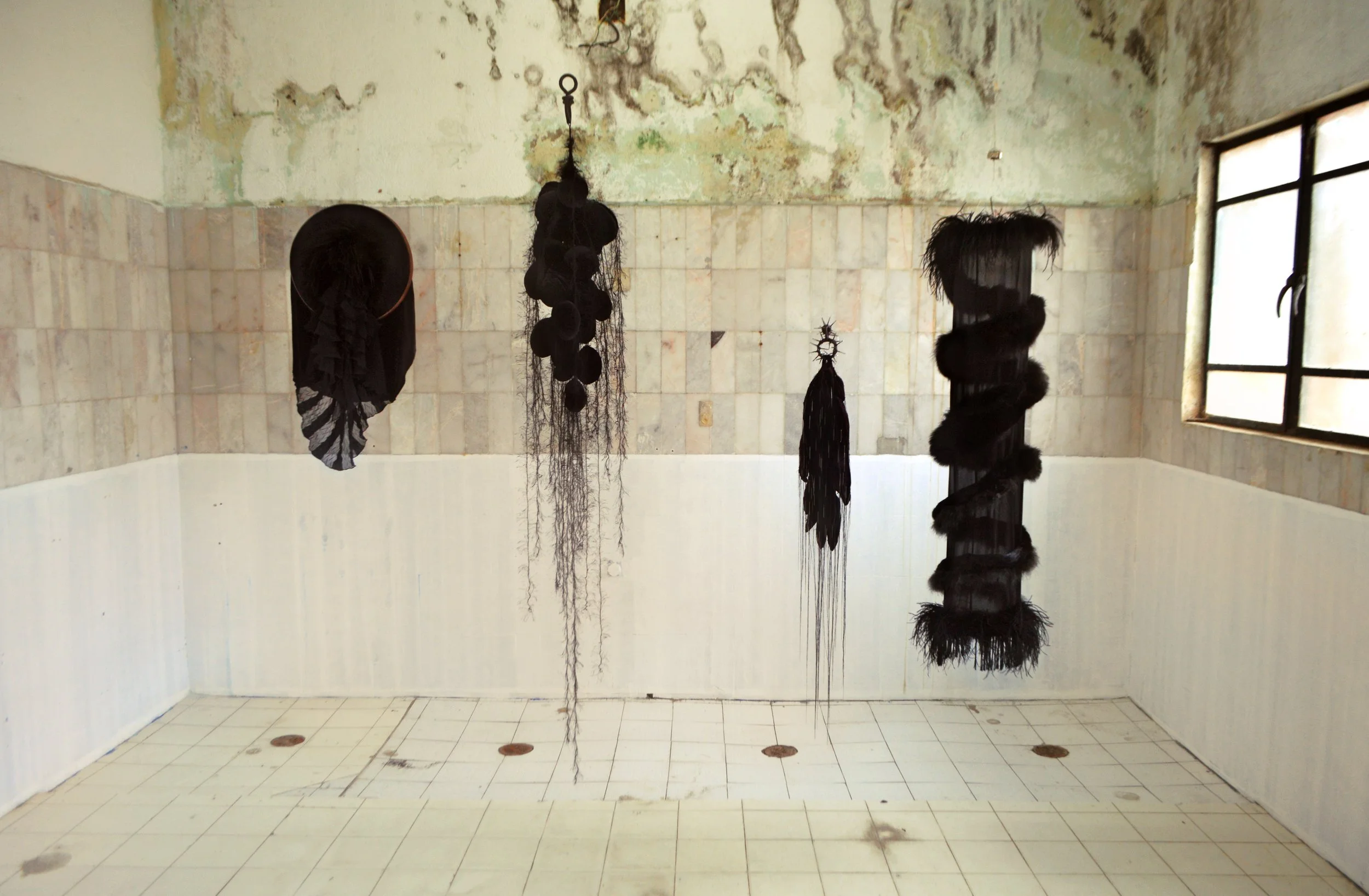 Alan Hernández — NO MAN'S ART GALLERY