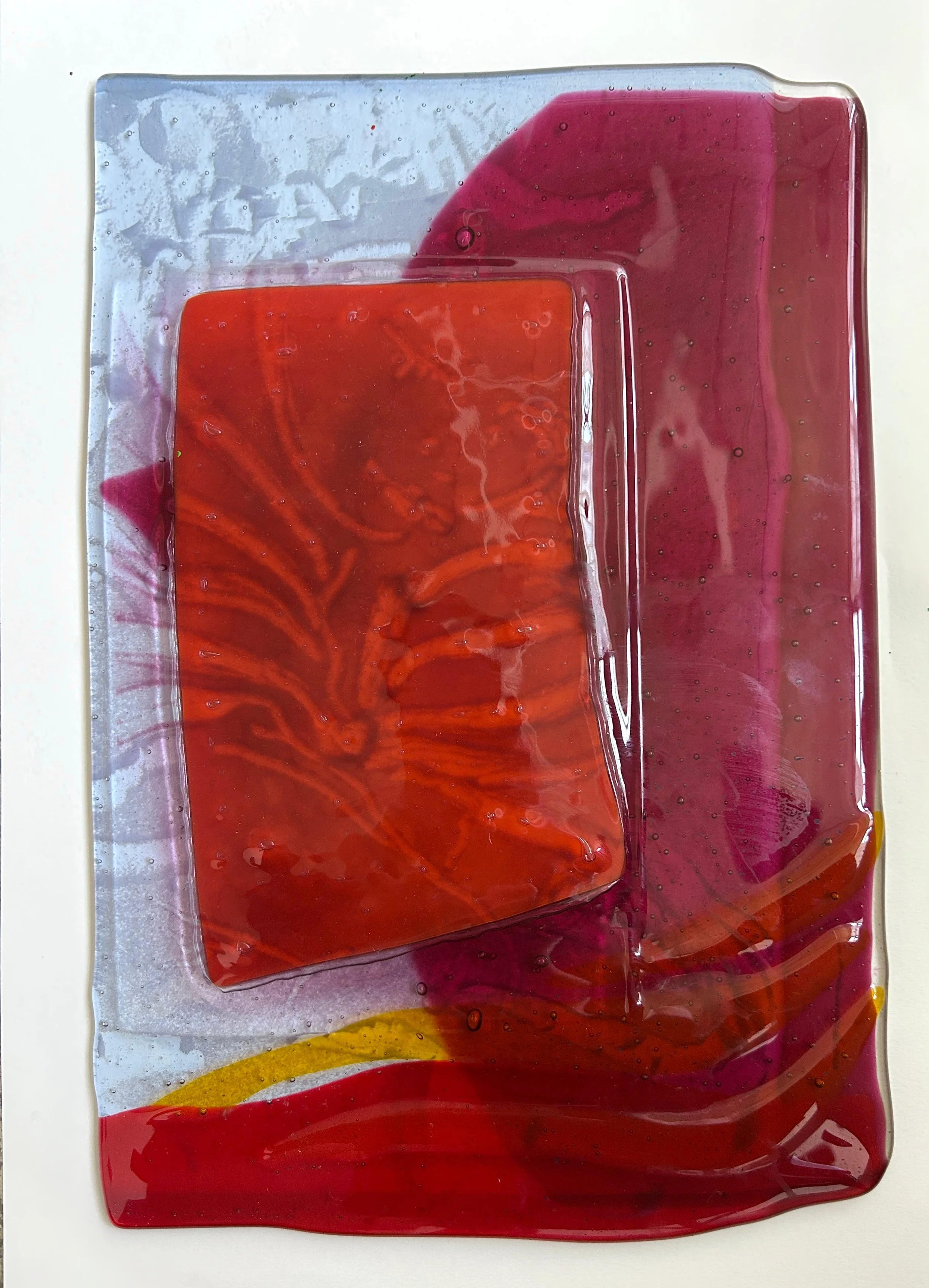 Skinned knee, 2026, Glass, 25,5 x 37