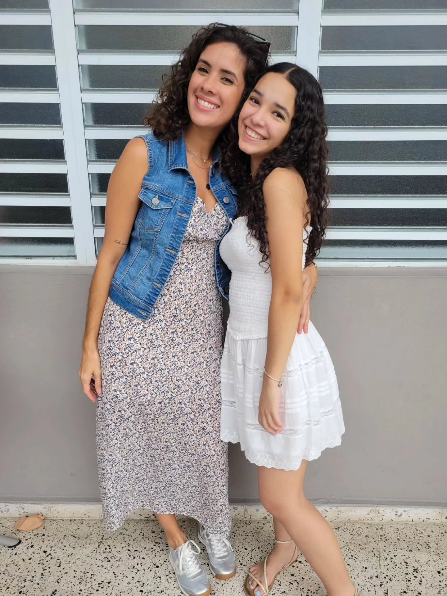 ❤️ A continuaci&oacute;n, un breve recap de momentazos 2025 que hoy recuerdo y agradezco con alegr&iacute;a en el coraz&oacute;n.

Gracias a quienes me acompa&ntilde;aron y sostuvieron en cada fase del camino. 

📷 2 de 3 

&iexcl;Feliz y saludable 2