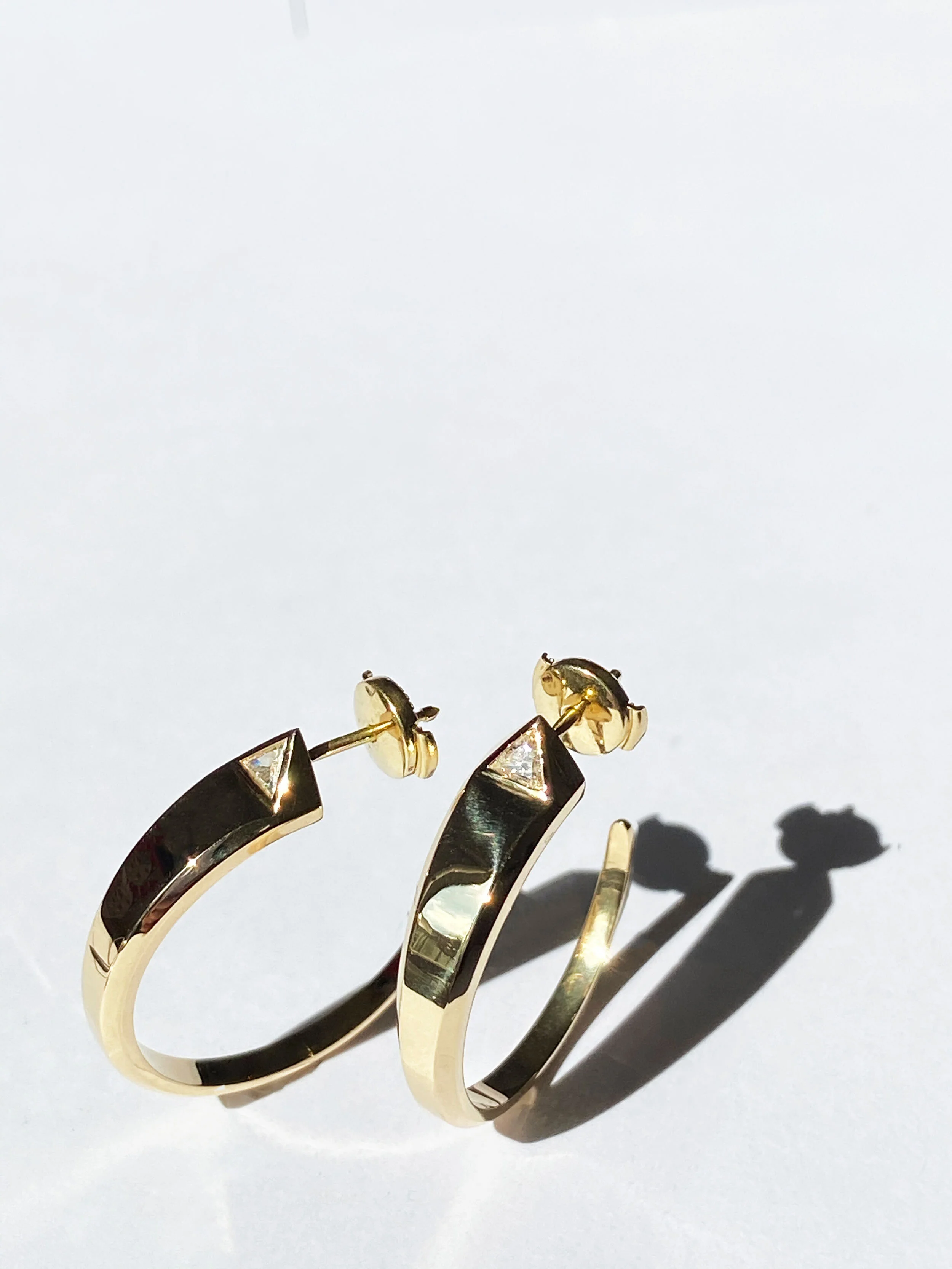 liane-joaillerie_une-rencontre_earrings_diamonds_2.jpg