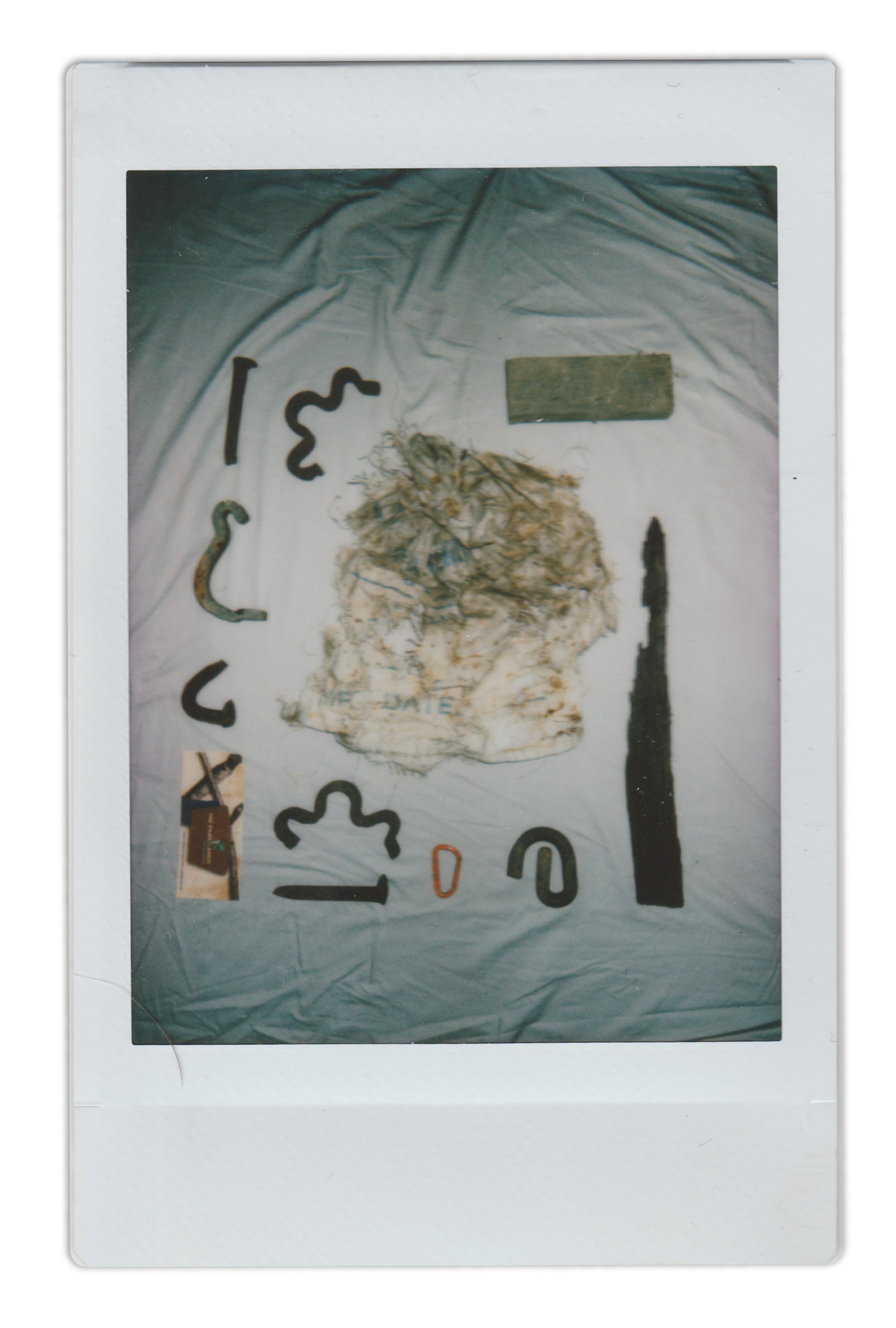 Polaroid Individual_0002s_0006_Background copy.jpg