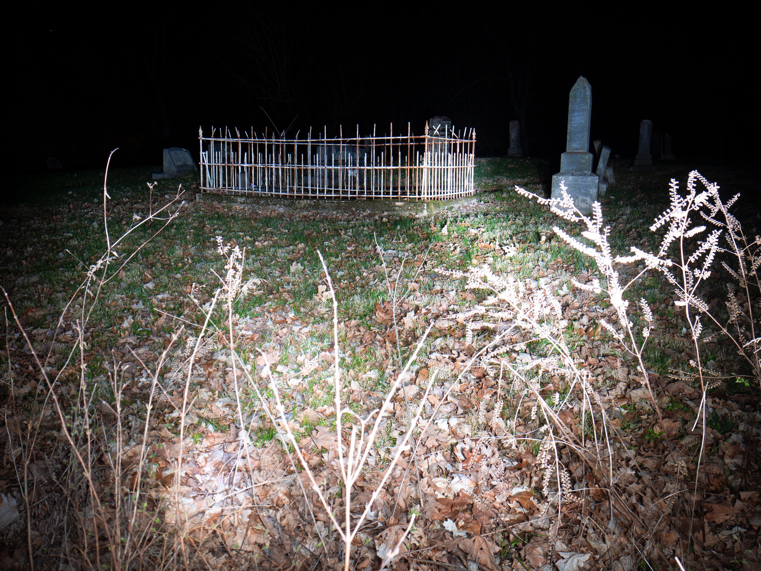 Witch's Grave #007