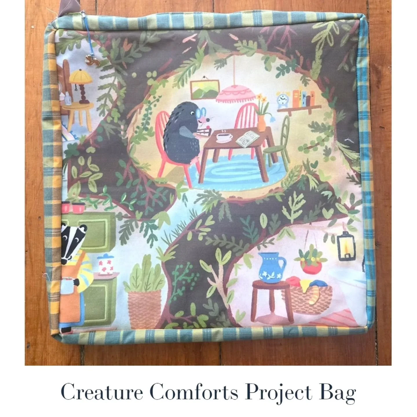 With autumn here in the northern hemisphere and spooky season fast approaching, I thought we'd have a lil sale!

🎃 🍃 🍂 🍁 🧙&zwj;♂️ 🪄 🧹 🧙&zwj;♀️ 

Any purchase over $50 gets a free spooky or autumn themed bag (if you prefer one over the other j