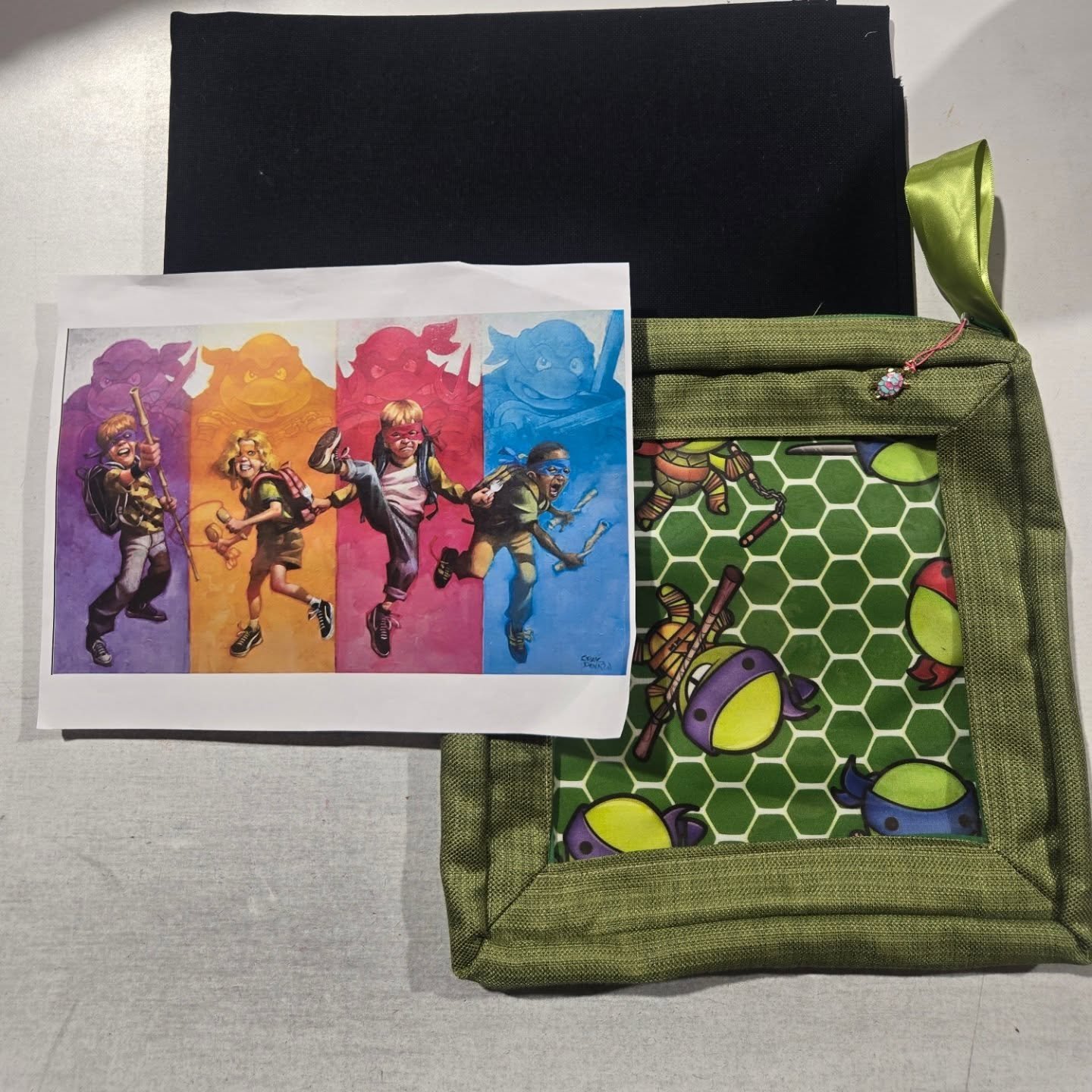 NEW YEAR, NEW START!!!!!!

all ready to start this amazing @craigdavison_art piece🥳🎉🥳🎉 on 25count black lugana because I deleted the top part there. Had to have a project bag too!

Hopefully my eyes let me do this because I think it's going to po