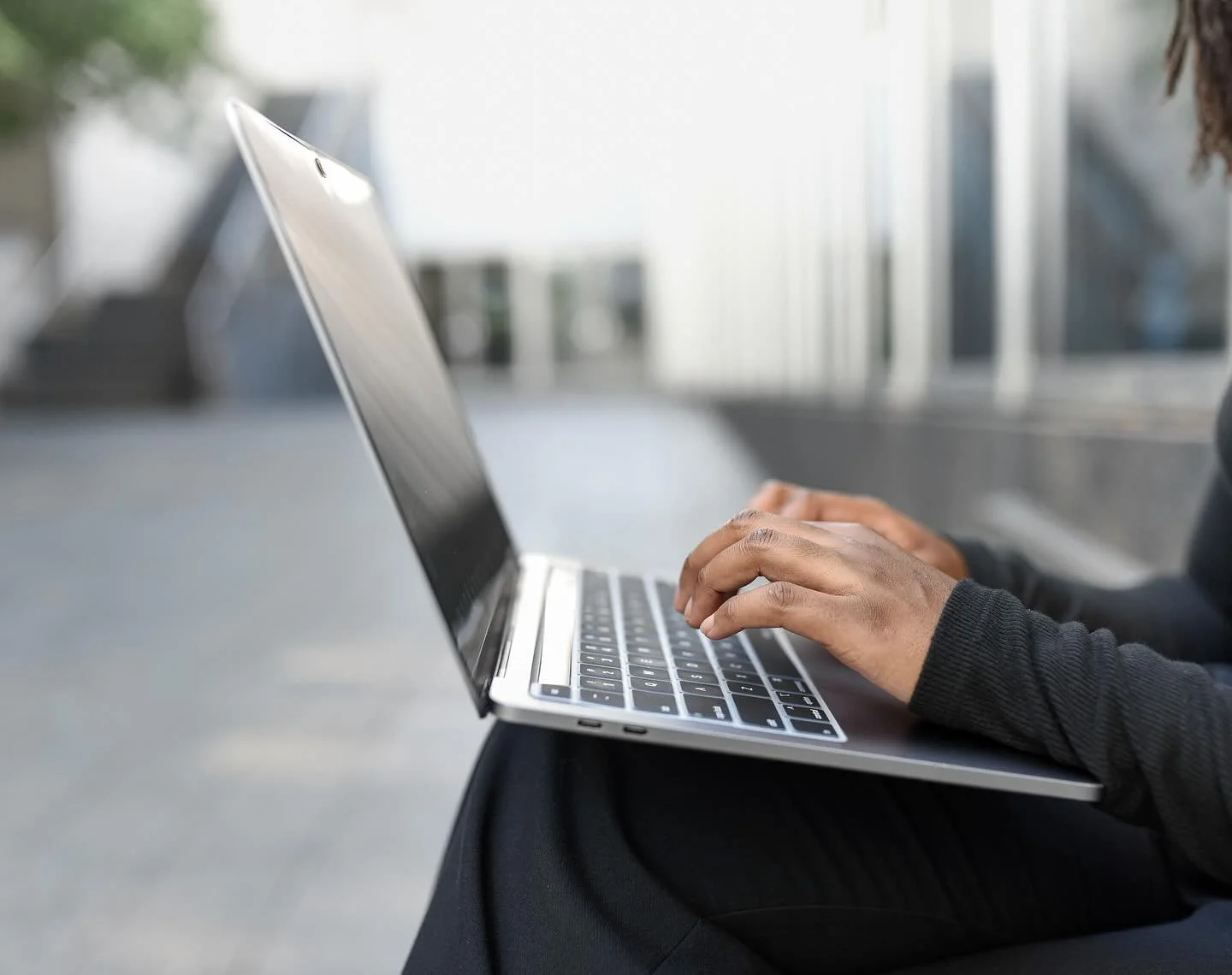 Editing and preparing for Fall minis!! Let&rsquo;s gooooo! 💻🍂🍃🍁
.
.
.

Kansas City | Kansas City Photographer | KC | Real Estate Agent | KC Realtor | Branding | Branding Photographer | Natural Light 

#kansascitybrandingphotographer #kansascityph