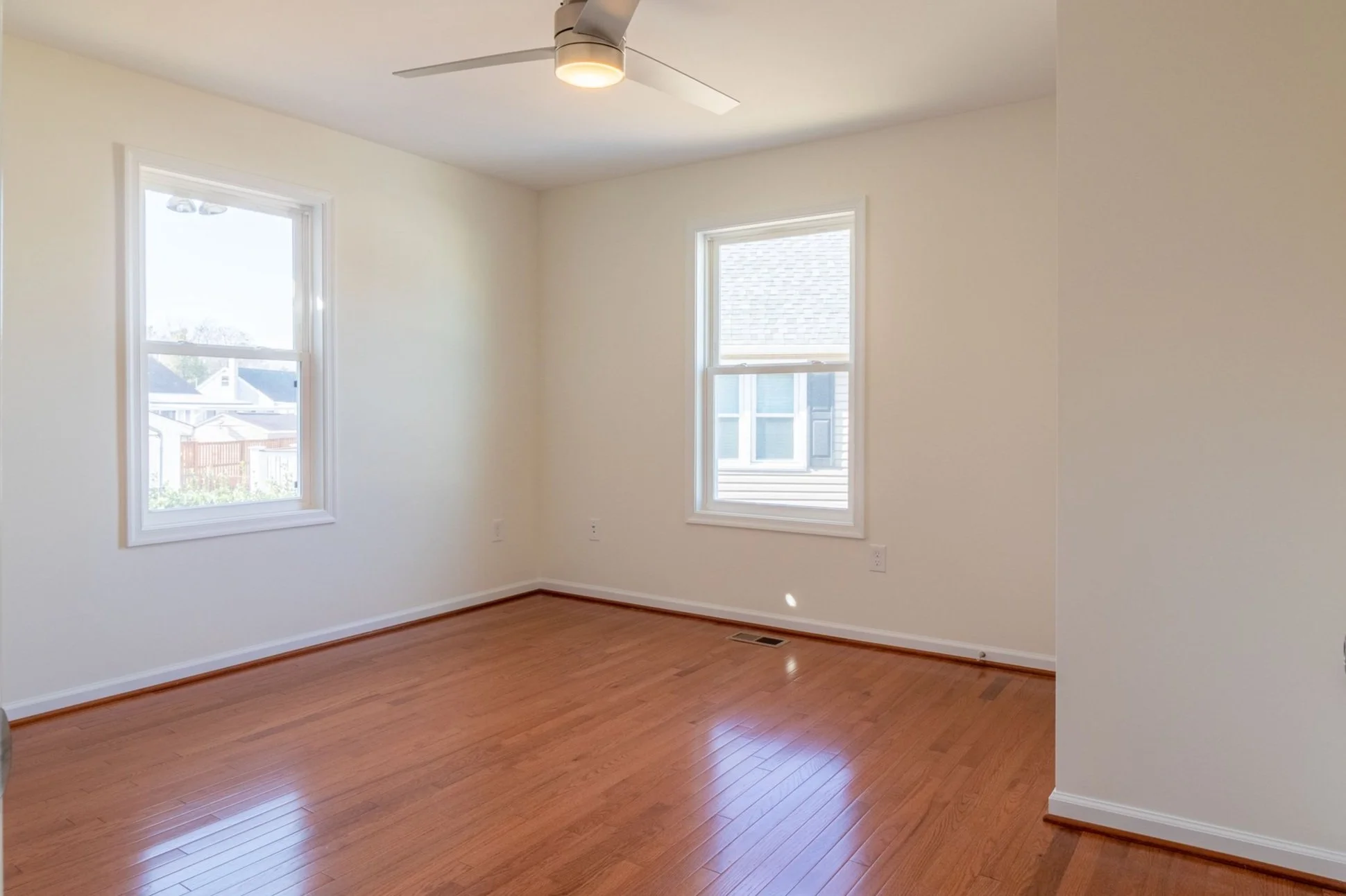 201+Hance+Avenue_Linthicum+Heights-21.jpg