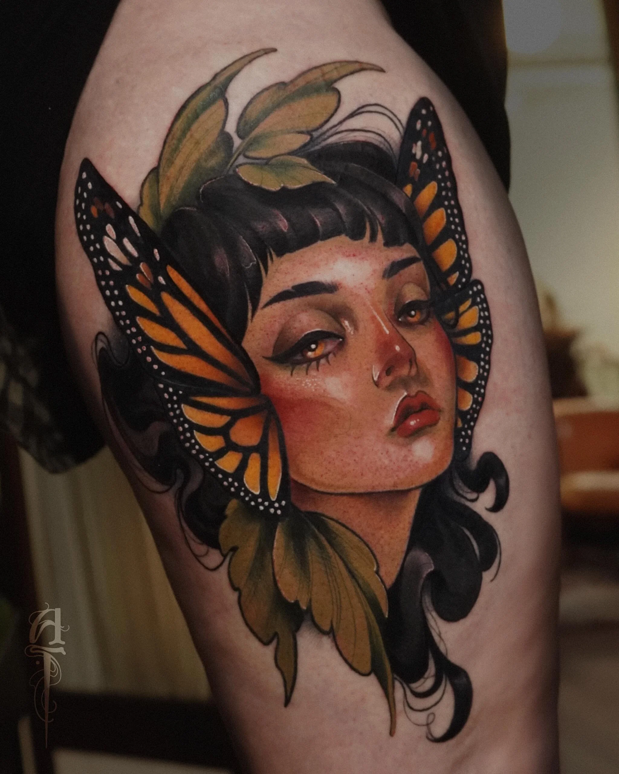 Butterfly head from a while back for Laura 🦋 
📍 @thegildedgoblintattoo 
🖍️ @inkjecta @metrixtattoo @starbritecolors @biotat_ 
~
#tattoo #butterflytattoo #ladyfacetattoo #artist #colourtattoos