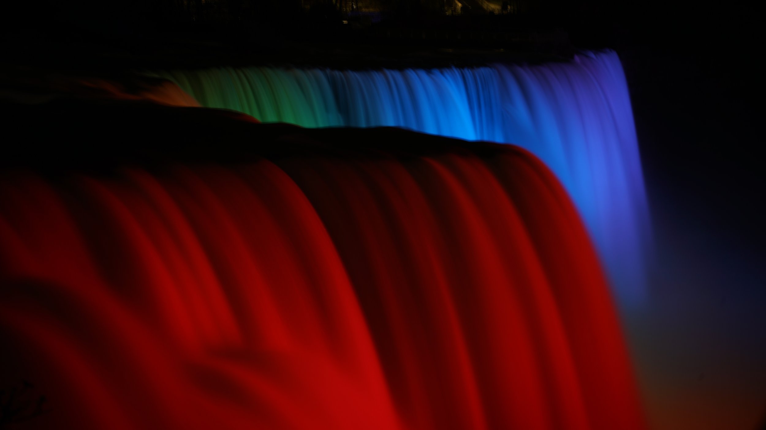 Niagara Falls at night