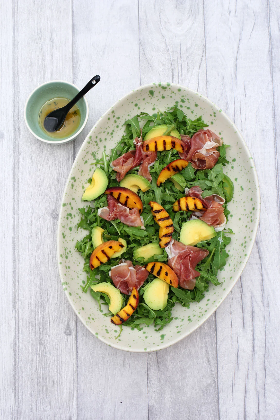 Simple Peach and Prosciutto Salad