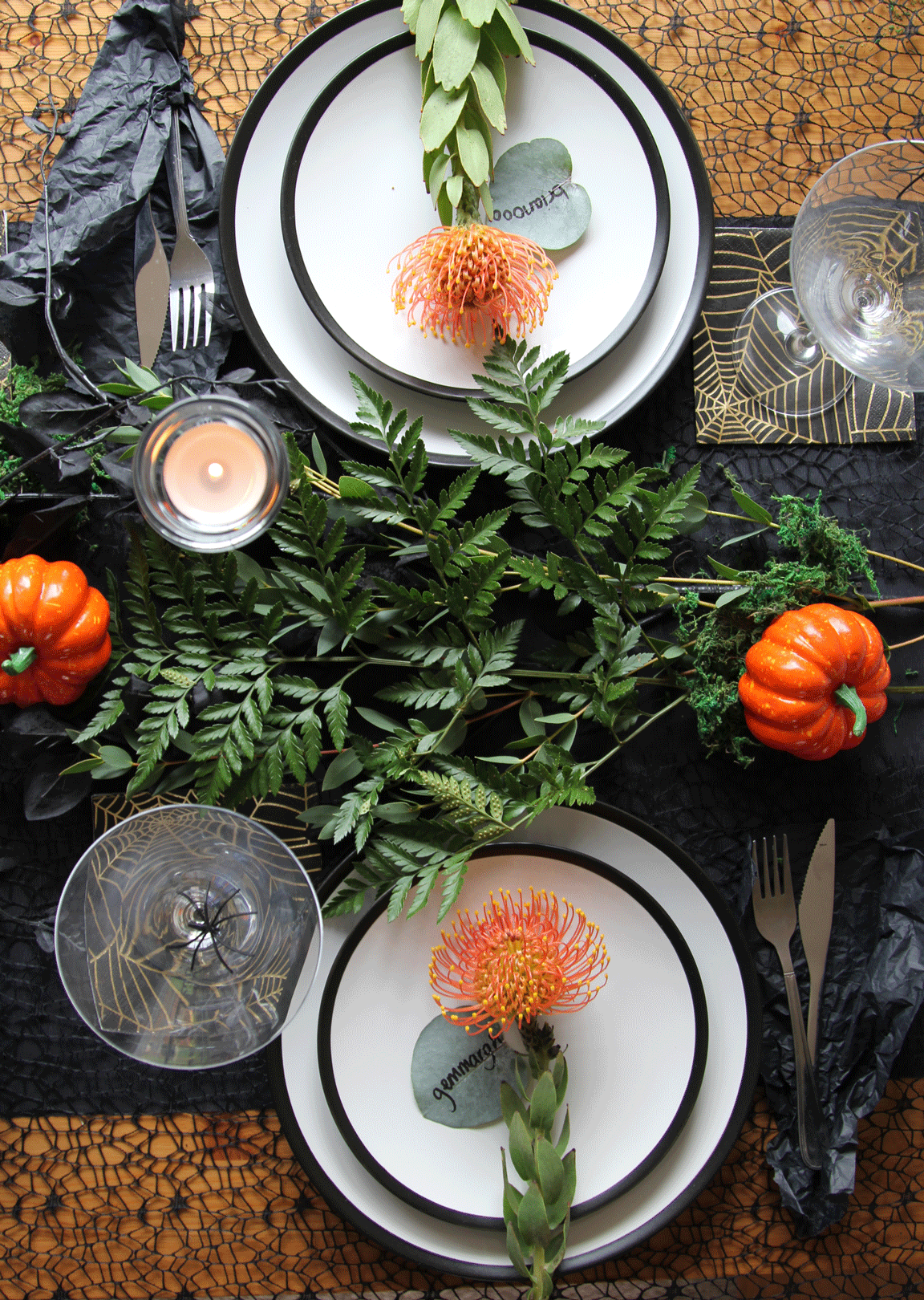 A Sophisticated Halloween Tablescape