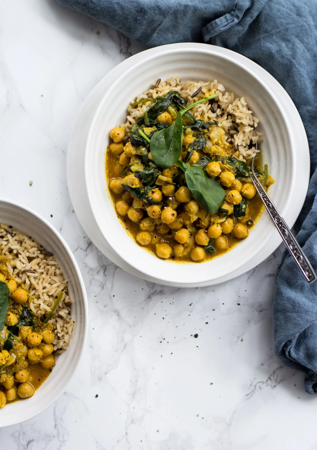 Chickpea Curry with Spinach and Coconut