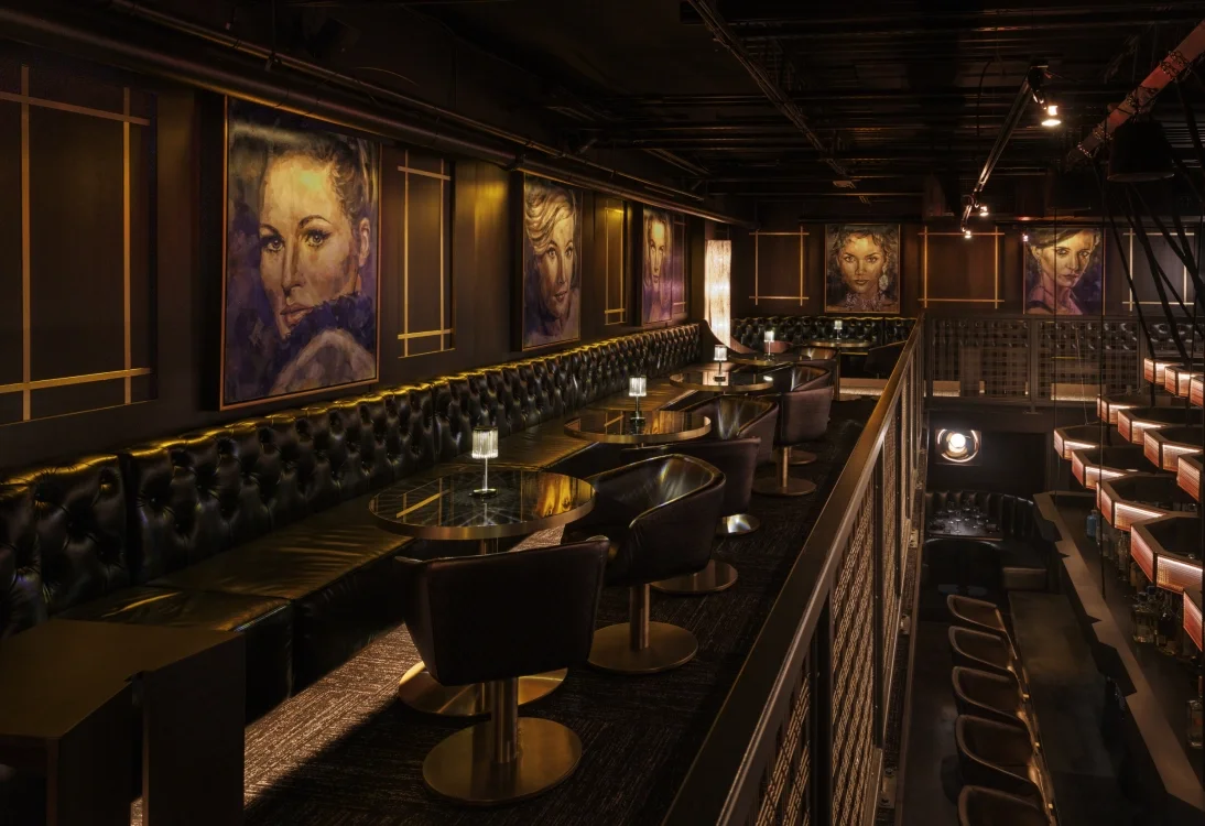 The Associate, Photo by Patrick Heagney