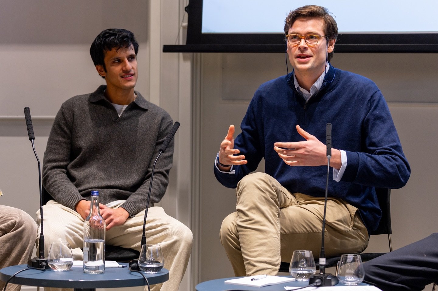 Day 5 concluded the 25th German Symposium and delivered some real highlights once again:

Leopold von Waldthausen, founder of Zeit AI, and Shravan Nageswaran, founder of Atman Labs, opened the day with a conversation about their experience founding a