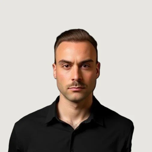 Robin Ackerknecht_Picture LSE .jpg