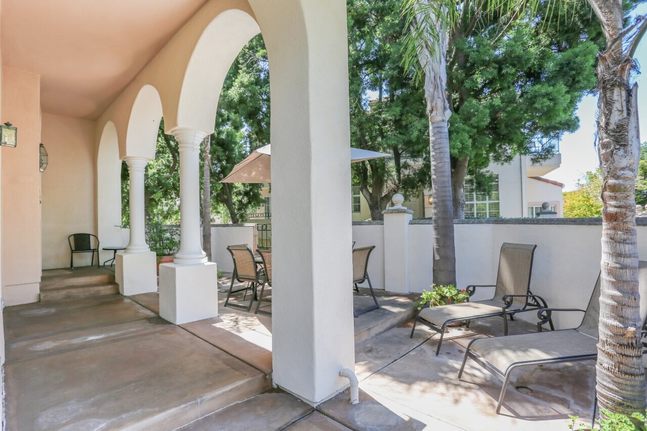 Serene_townhome_in_La_Florentine_patio.jpg