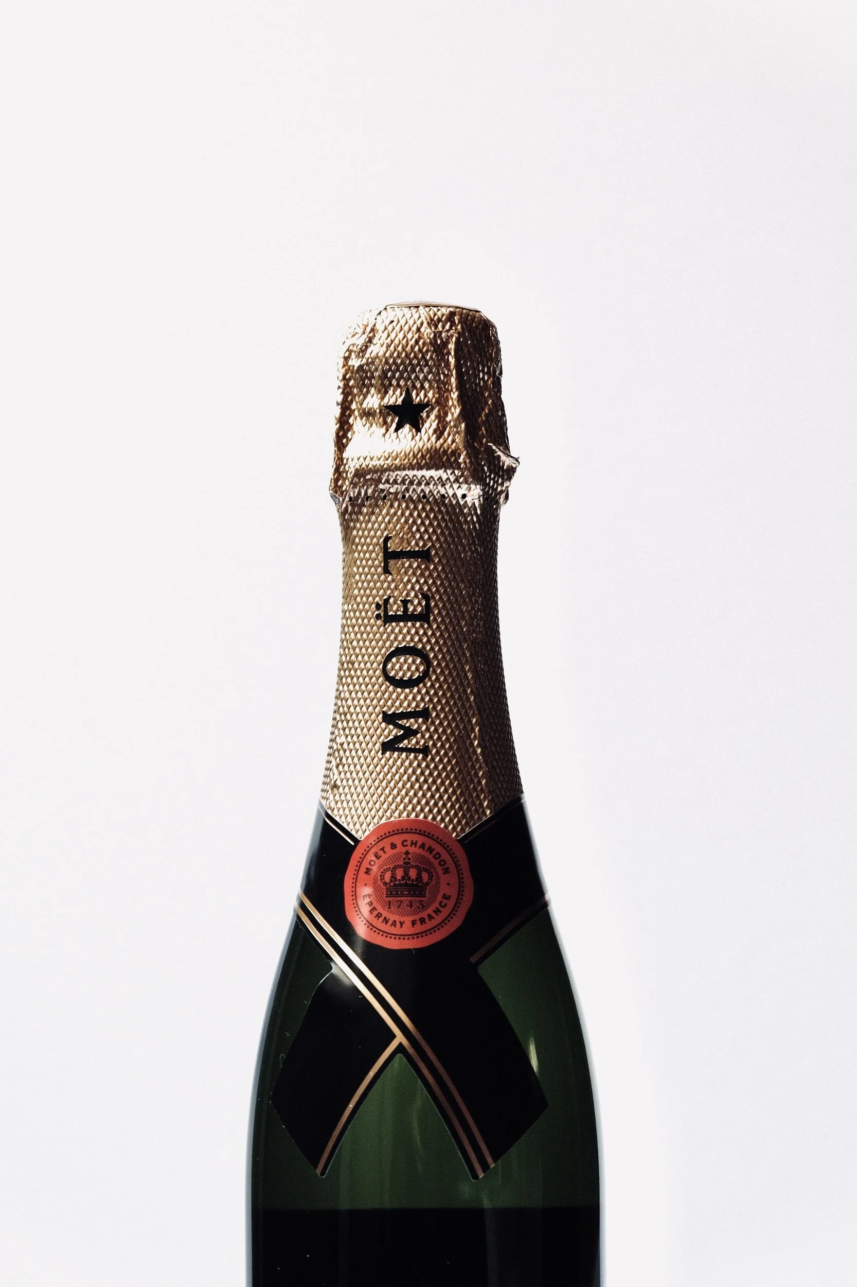 Gifts for the Champagne Lover in Your Life