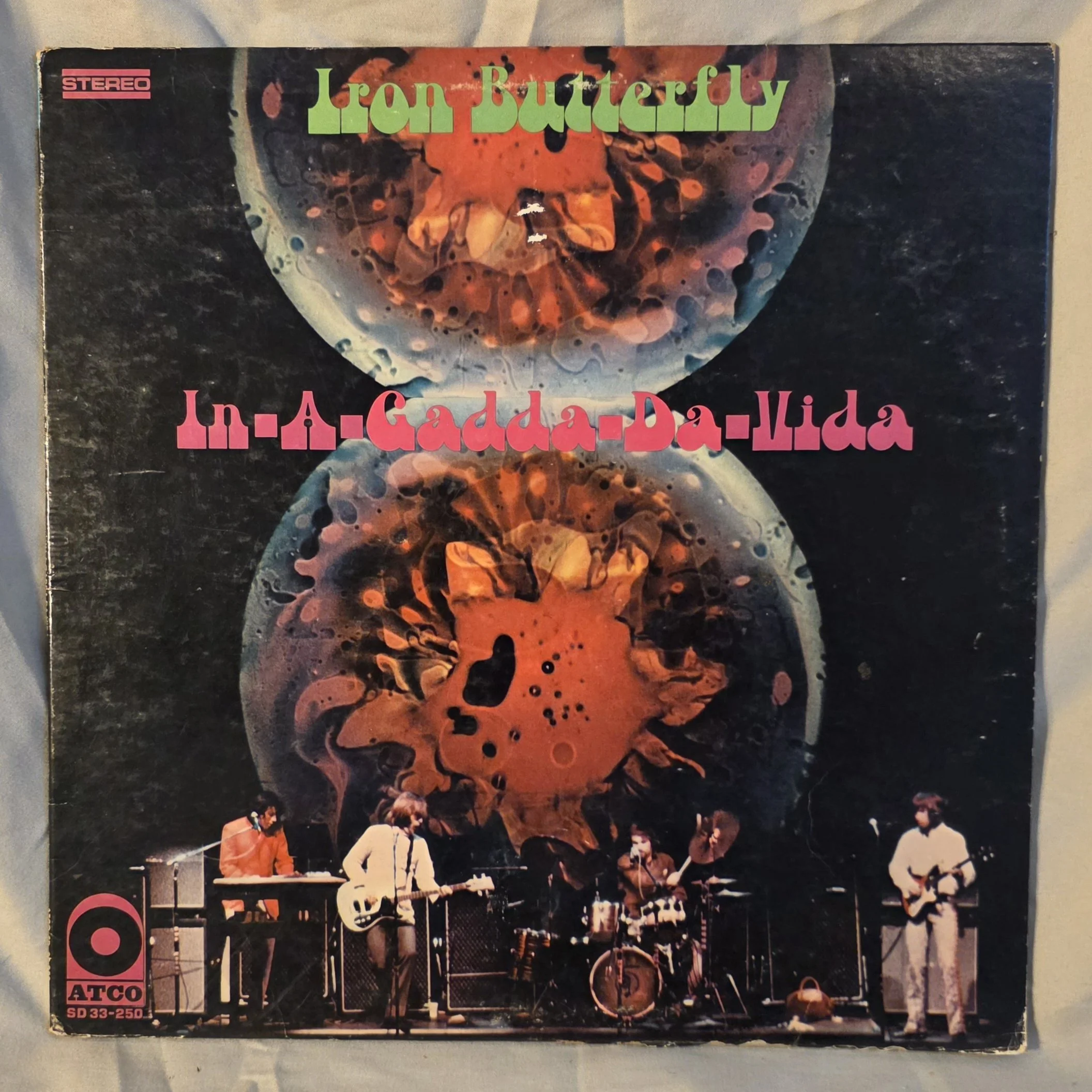 Iron Butterfly - In-A-Gadda-Da-Vida