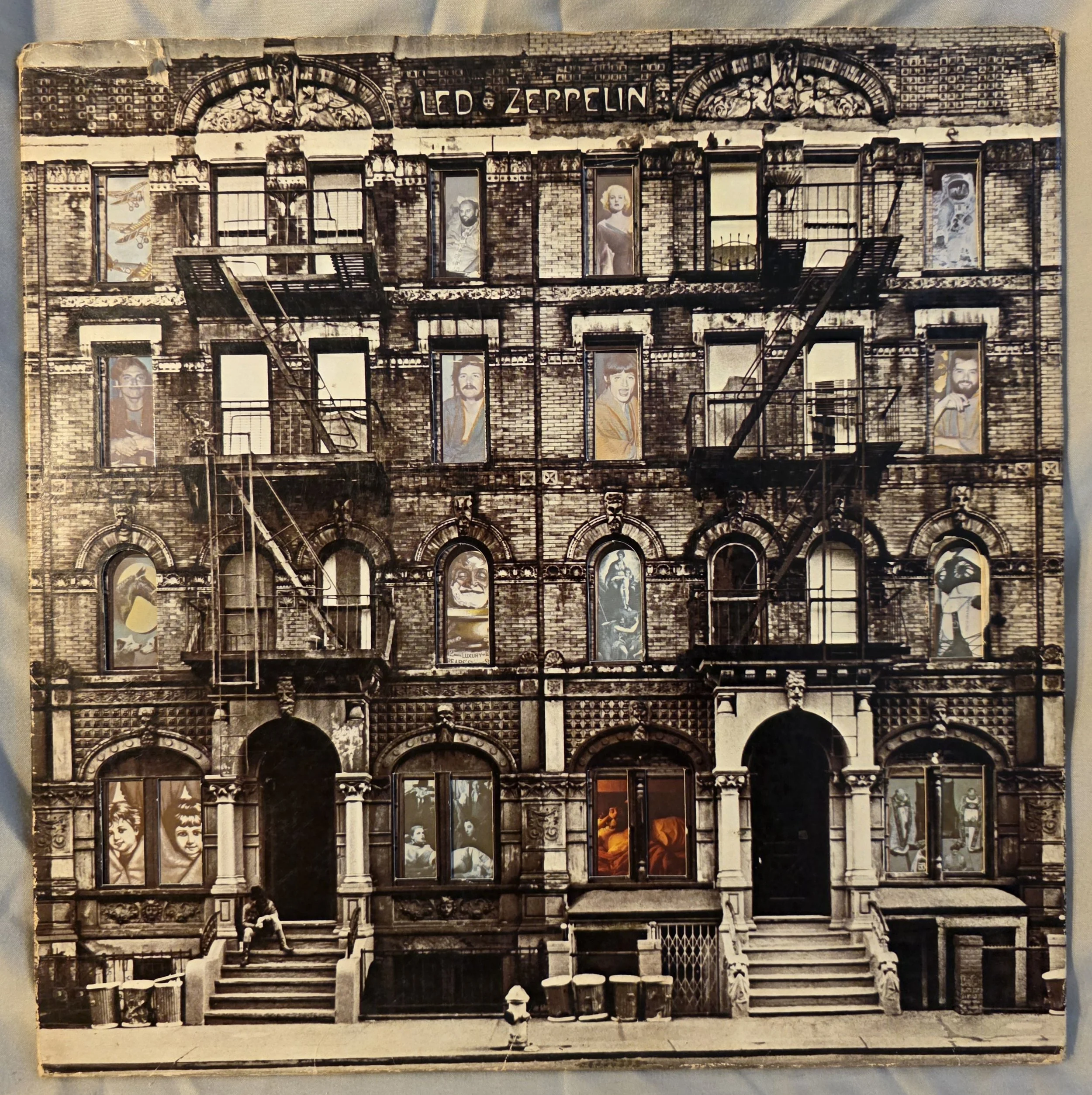 Led Zepplin - Physical Graffiti