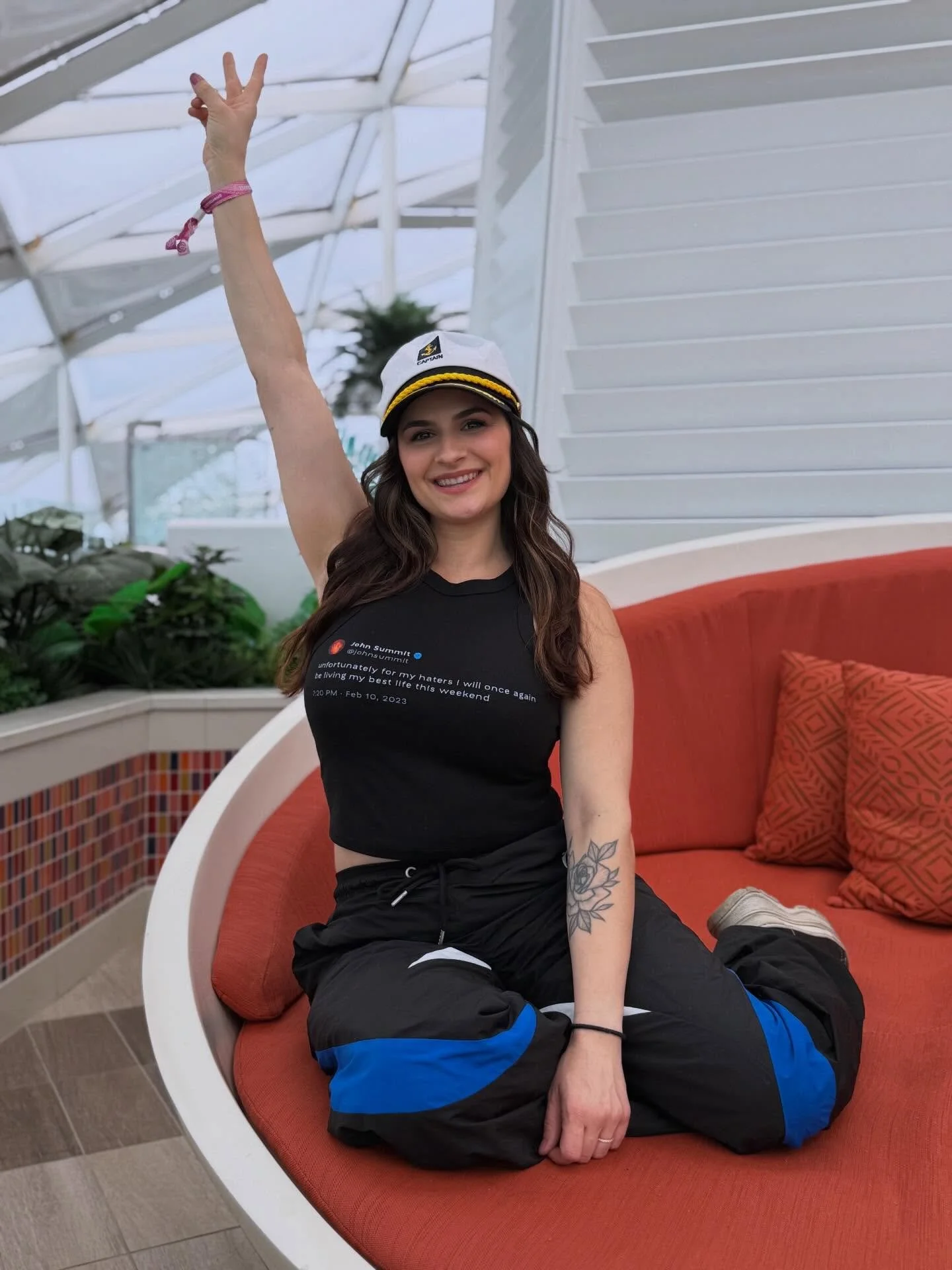 Unfortunately for my haters, I will once again be living my best life this weekend 🫶 Year 3 is off to a smooth start - let the chaos ensue @groovecruise 

#groovecruise #gcfam #ravecruise