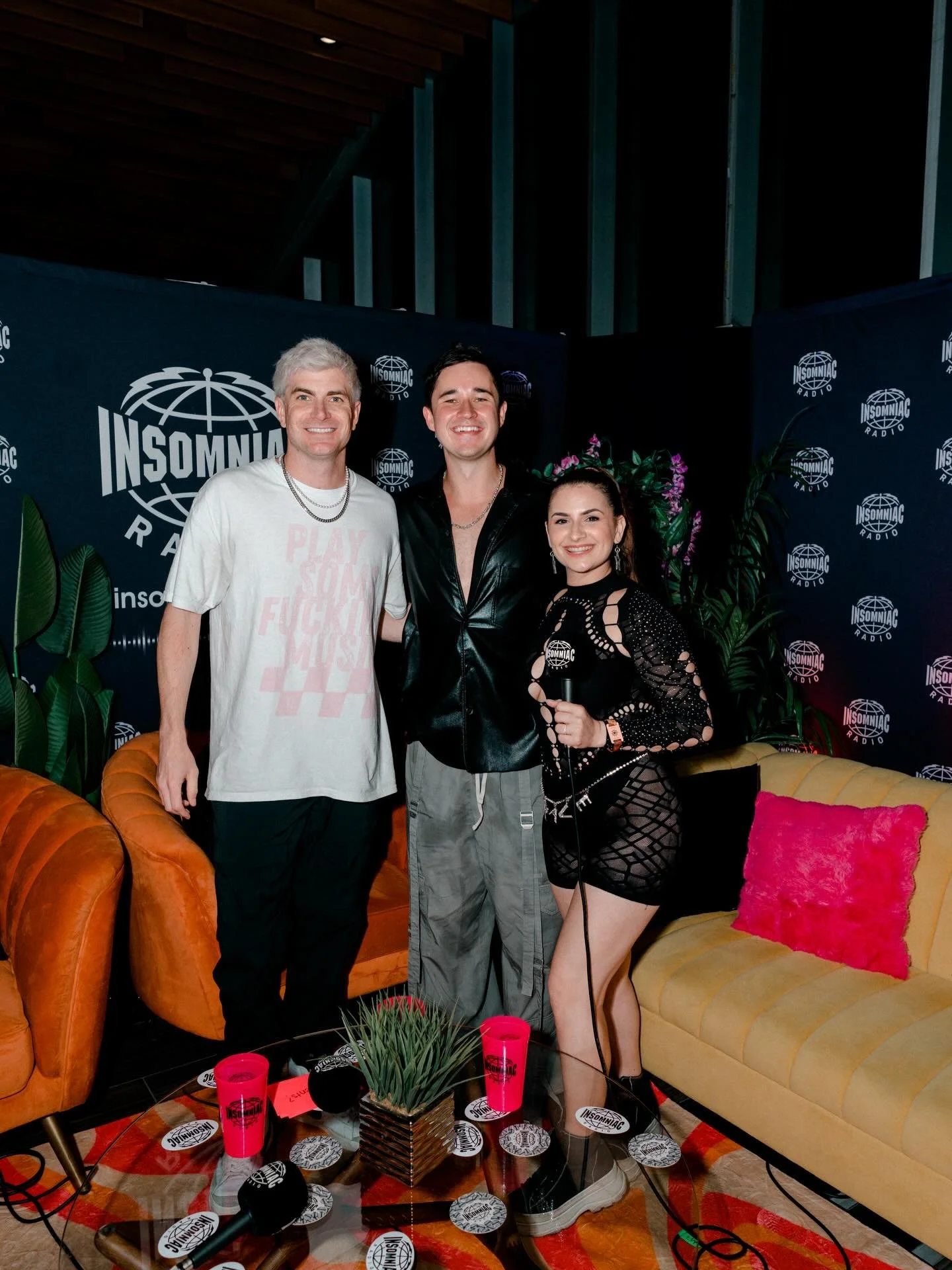 Taxes filed ✅
Playlist locked in ✅

Happy CTRL ESCAPE release day 👏🏼 @johnsummit