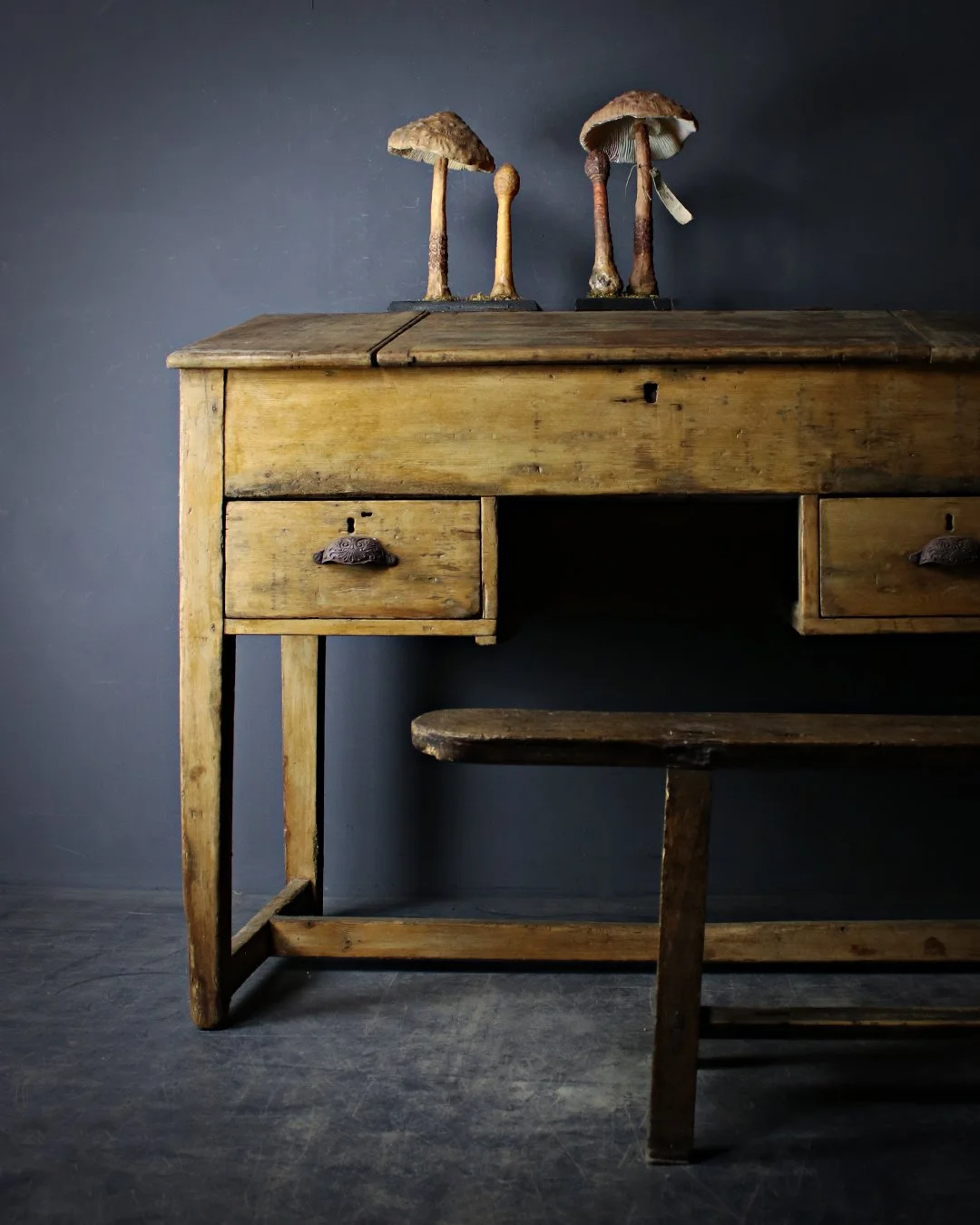 Pine_Drawing_Desk_2.jpg