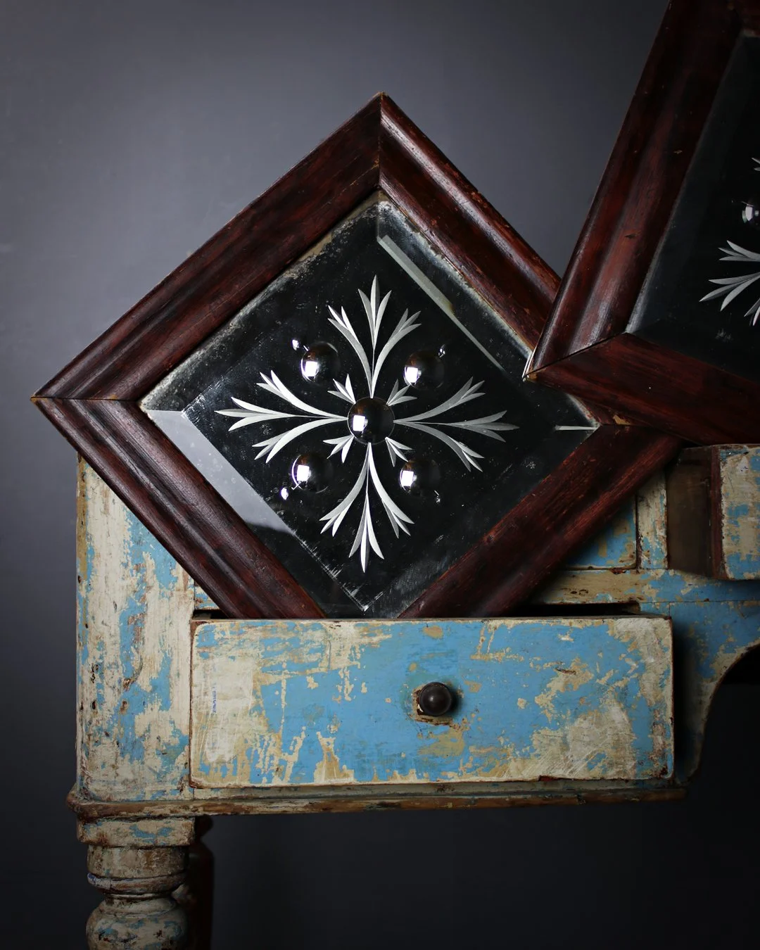 Pair_of_Sorcerers_Mirrors_6.jpg